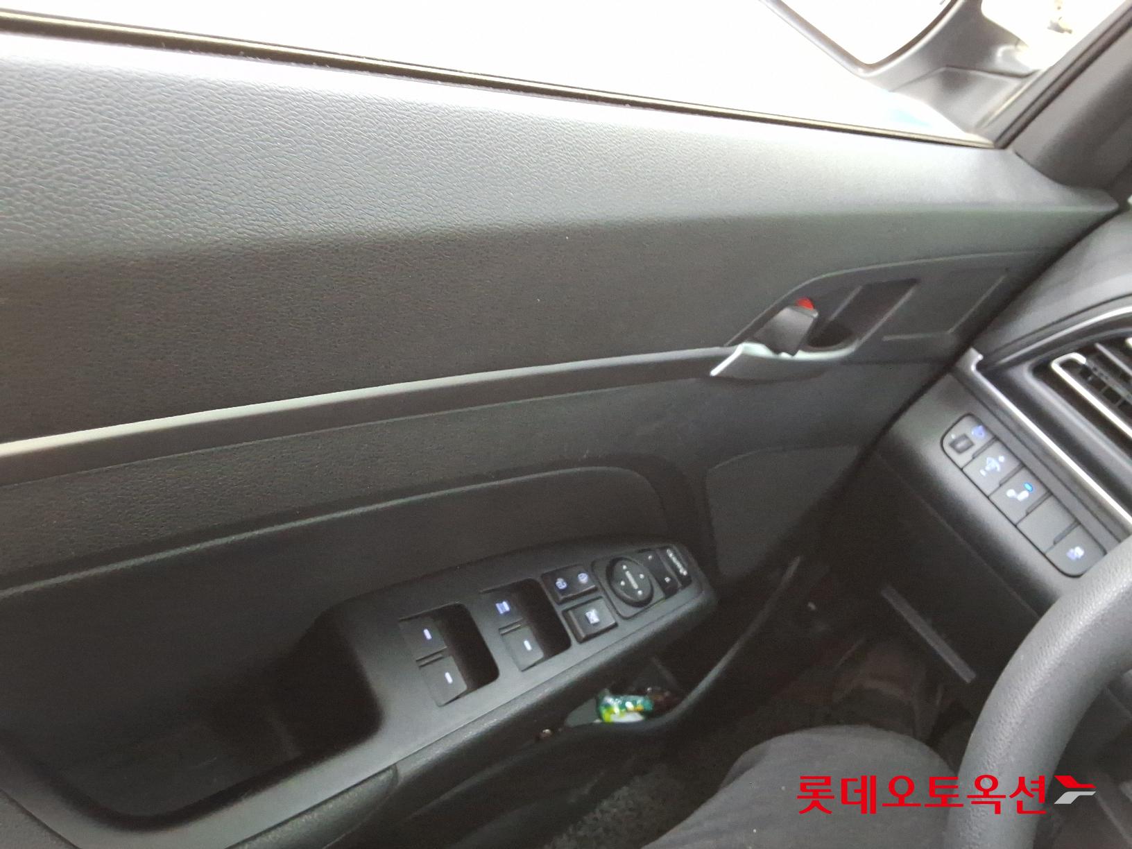 Hyundai Avante id 2698331 из Кореи 28