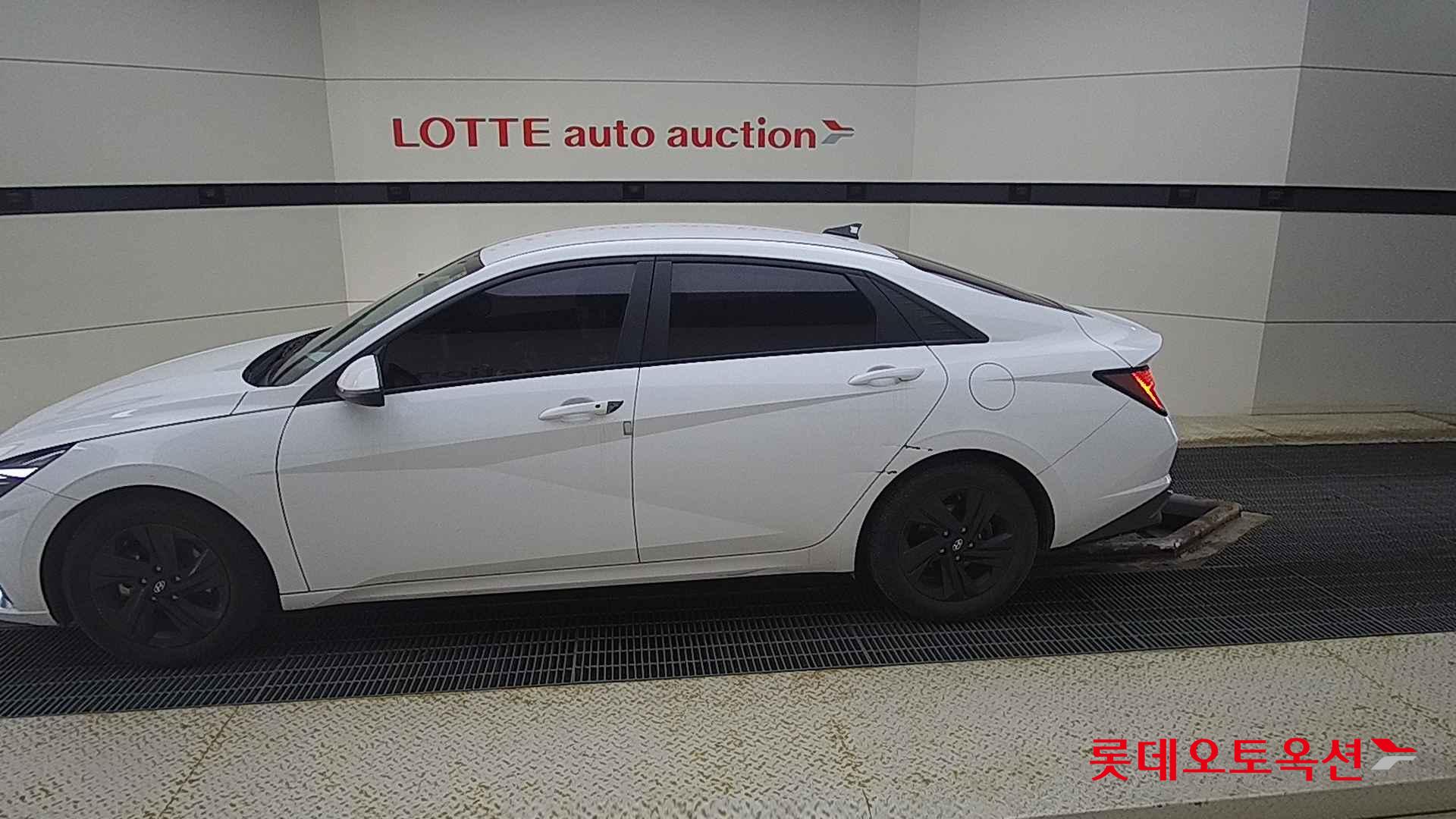 Hyundai Avante Hybrid id 2698332 из Кореи 7