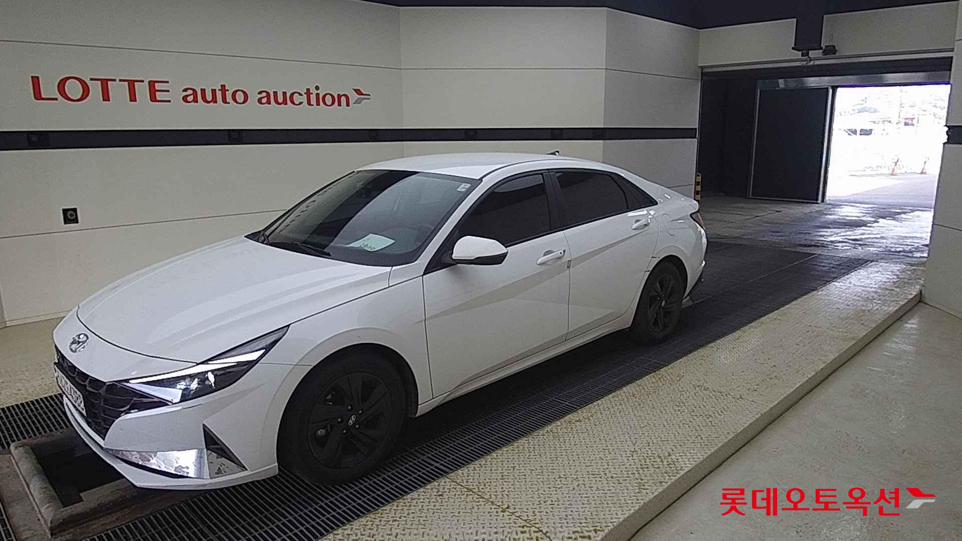 Hyundai Avante Hybrid id 2698332 из Кореи 13