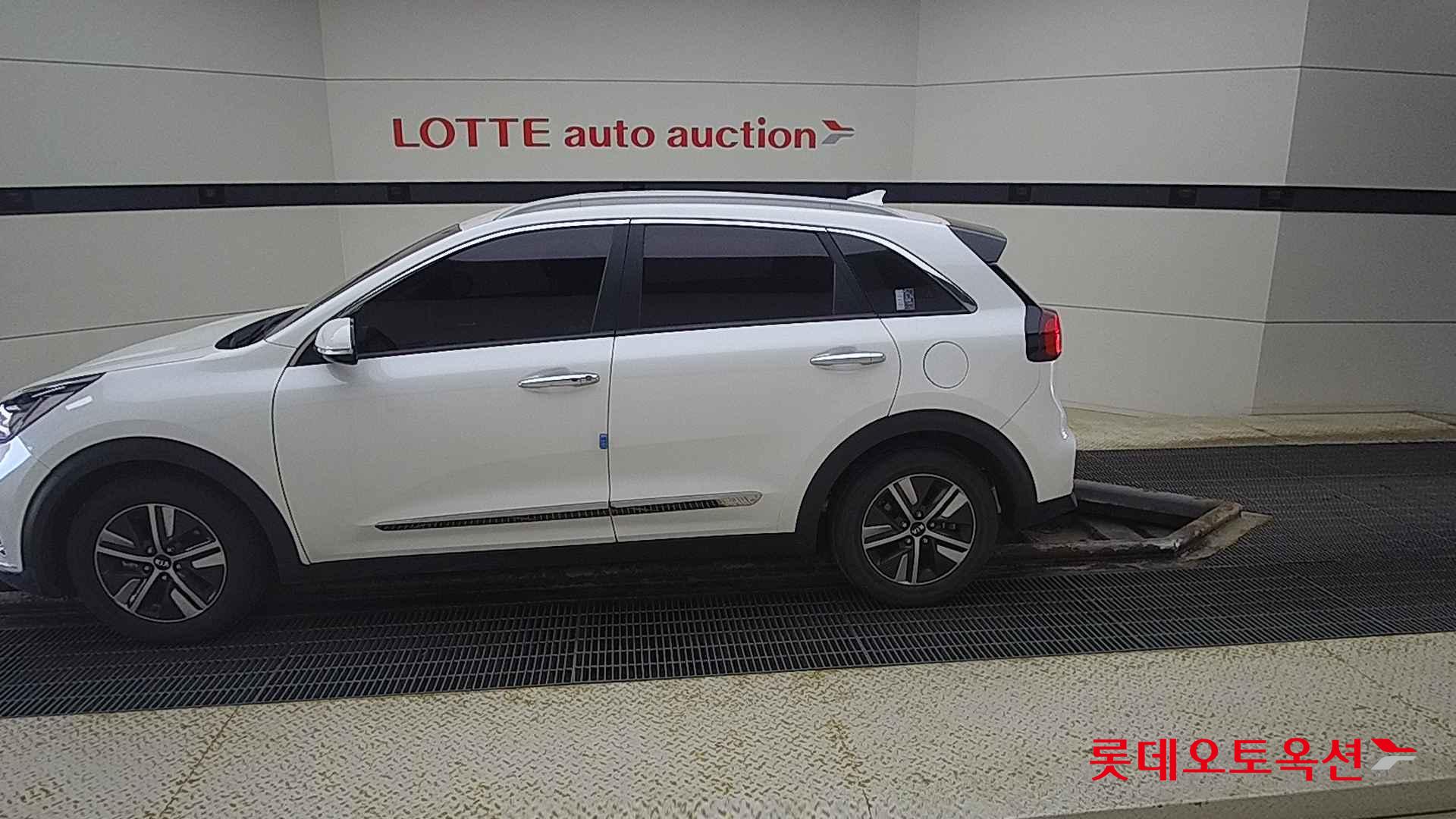 Kia Niro Hybrid id 2703933 из Кореи 7