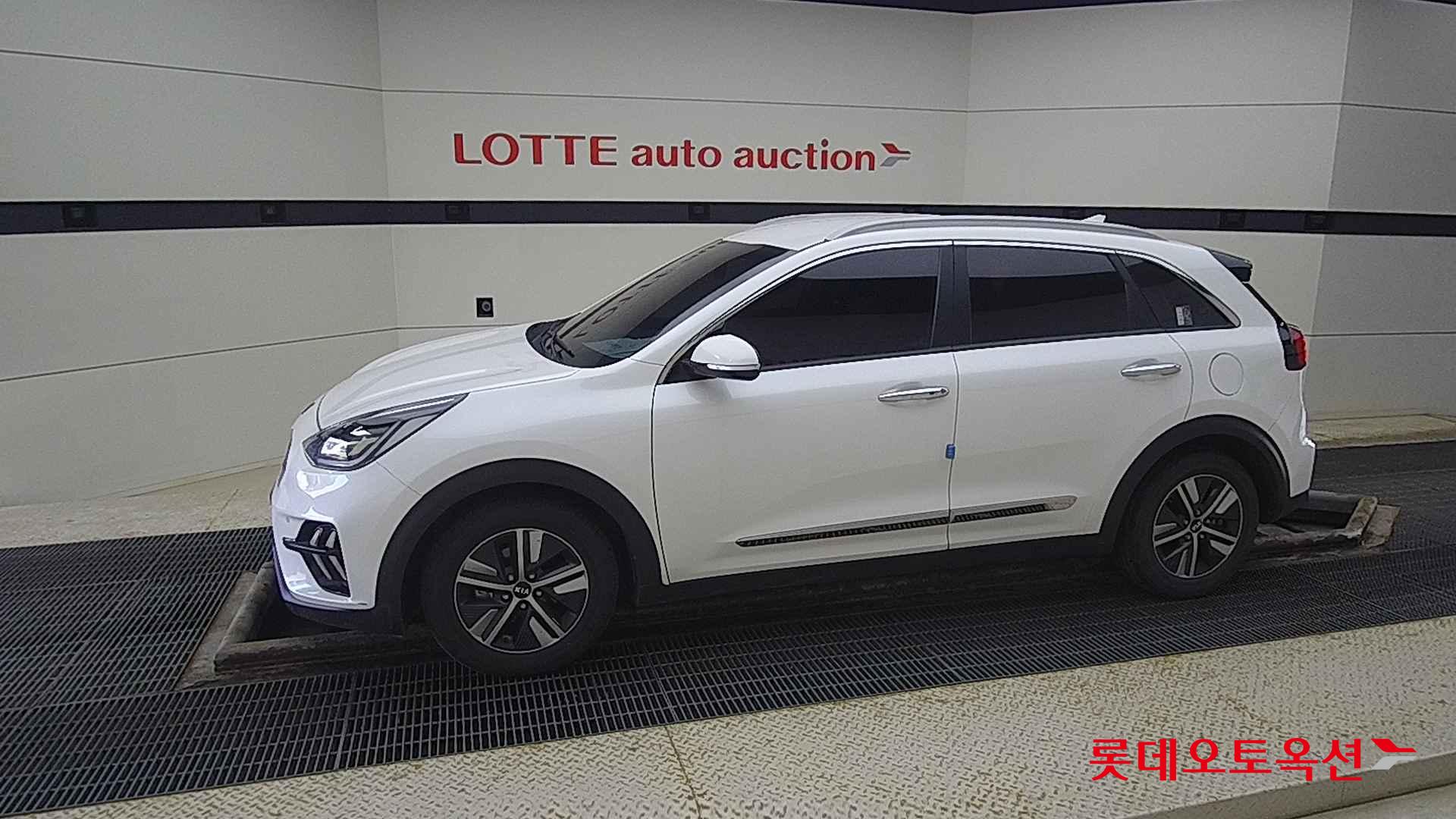 Kia Niro Hybrid id 2703933 из Кореи 12