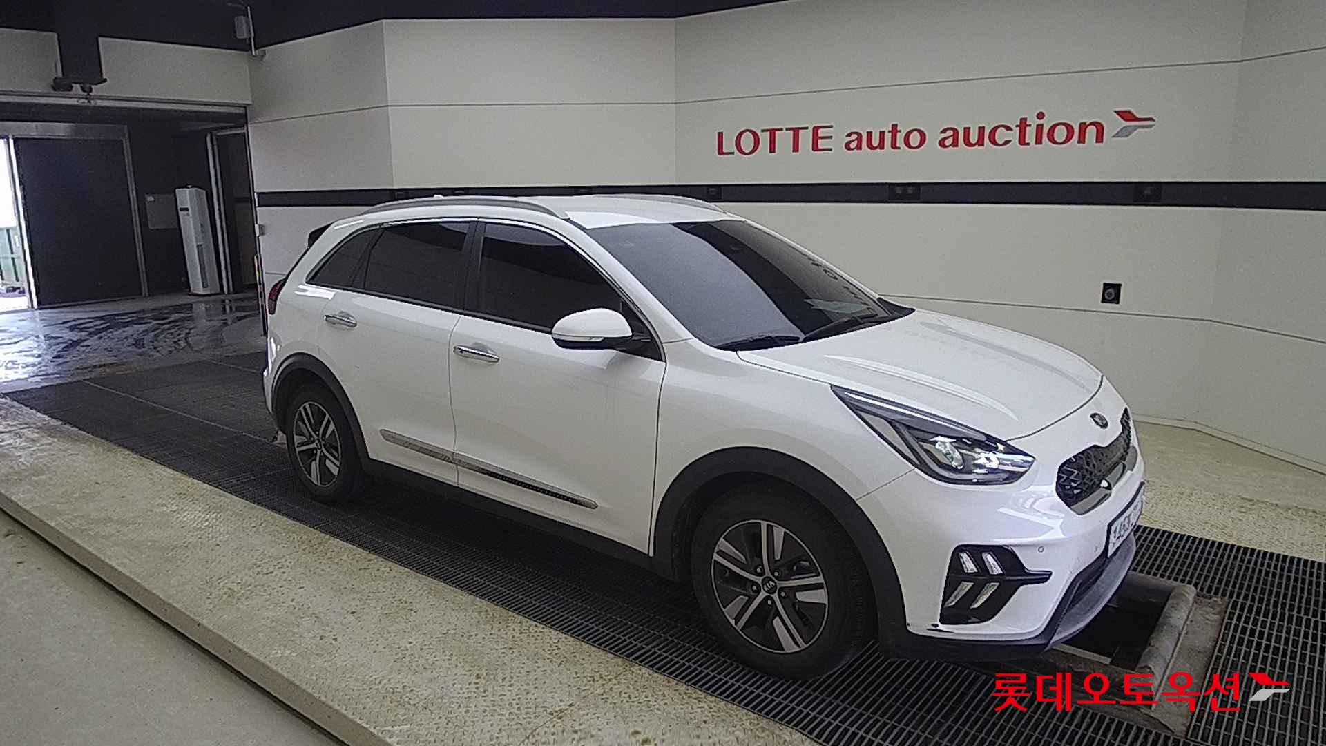 Kia Niro Hybrid id 2703933 из Кореи 16