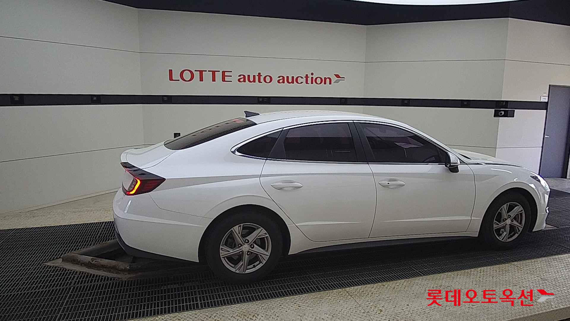 Hyundai Sonata id 2698356 из Кореи 18