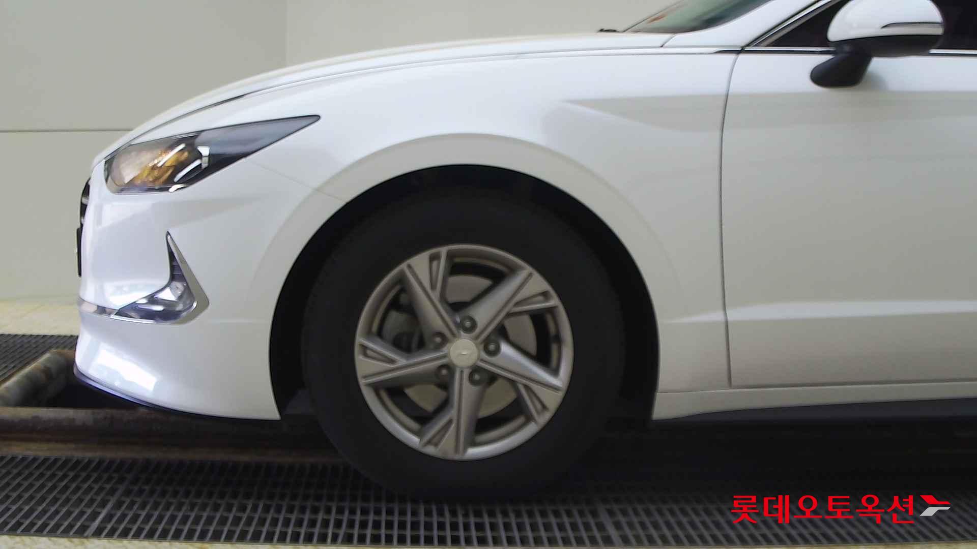 Hyundai Sonata id 2698356 из Кореи 21