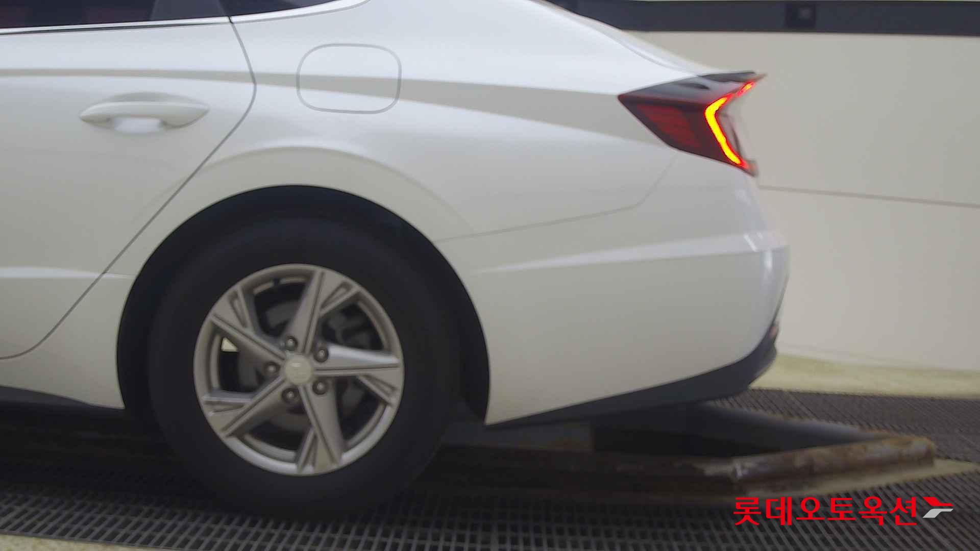 Hyundai Sonata id 2698356 из Кореи 22