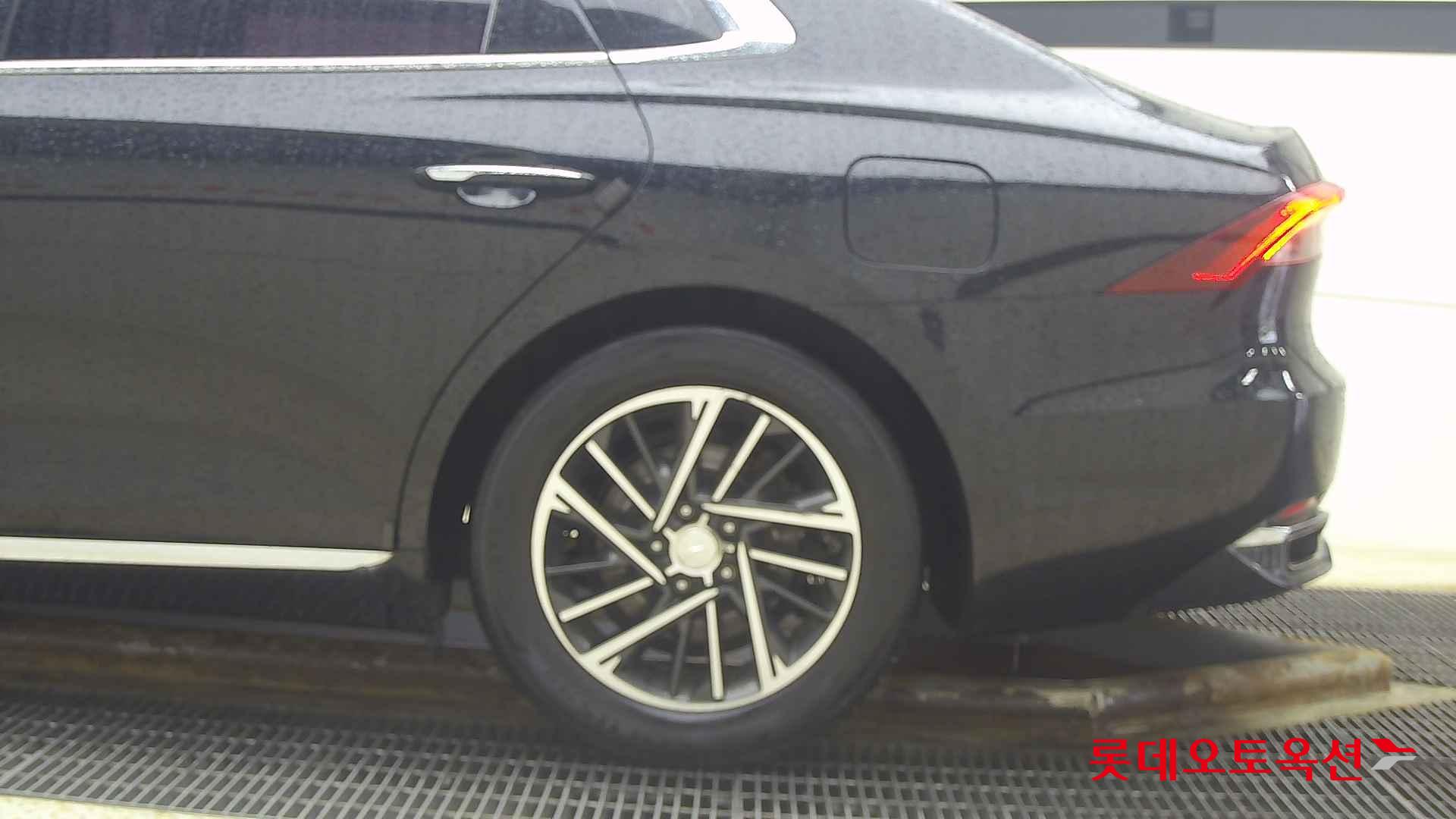Hyundai Grandeur id 2708615 из Кореи 22