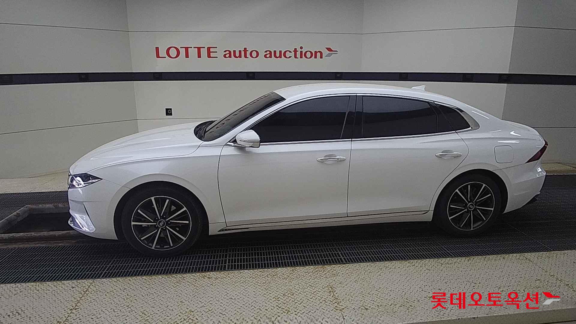 Hyundai Grandeur id 2698367 из Кореи 7