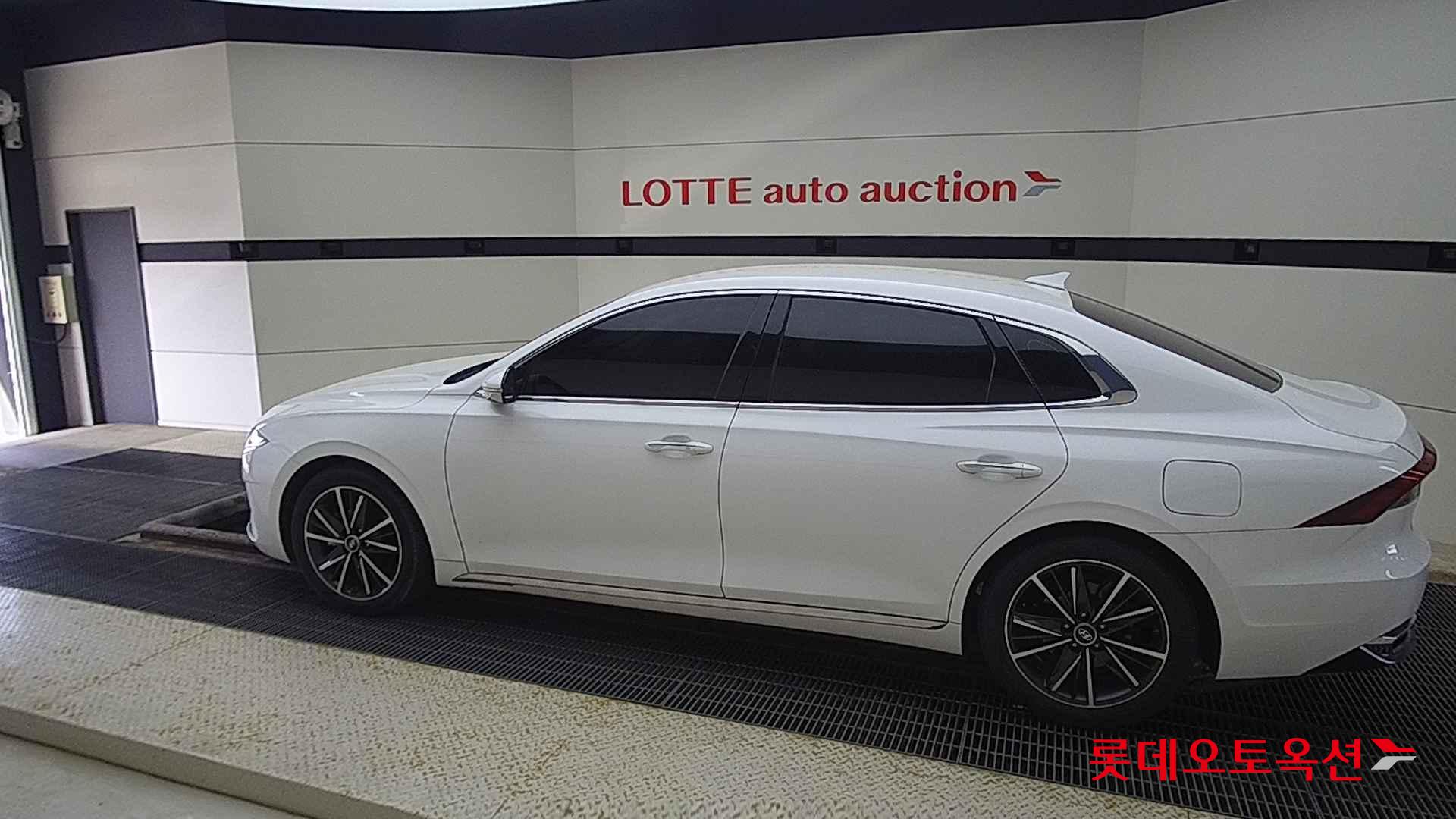 Hyundai Grandeur id 2698367 из Кореи 11