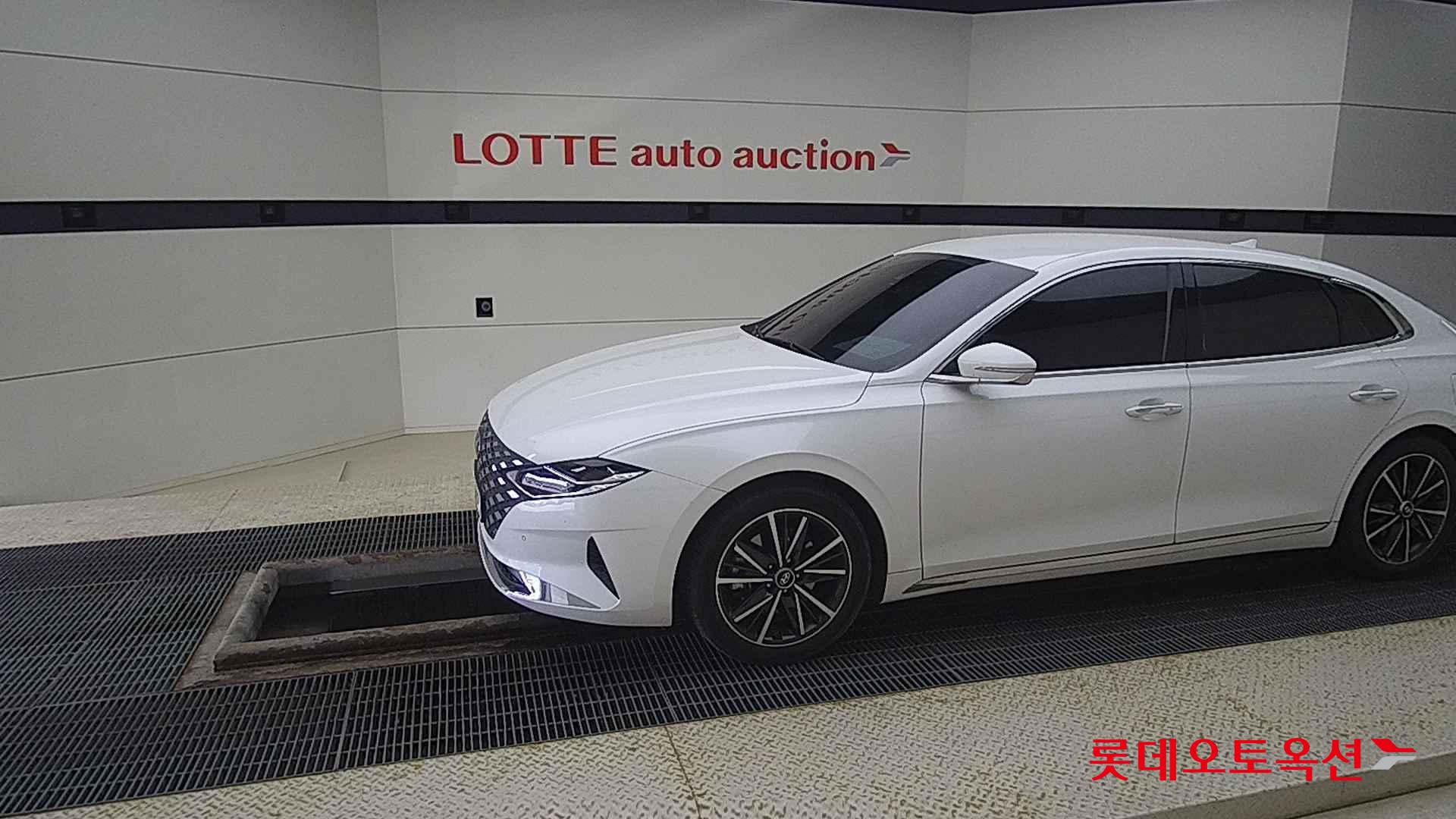 Hyundai Grandeur id 2698367 из Кореи 12