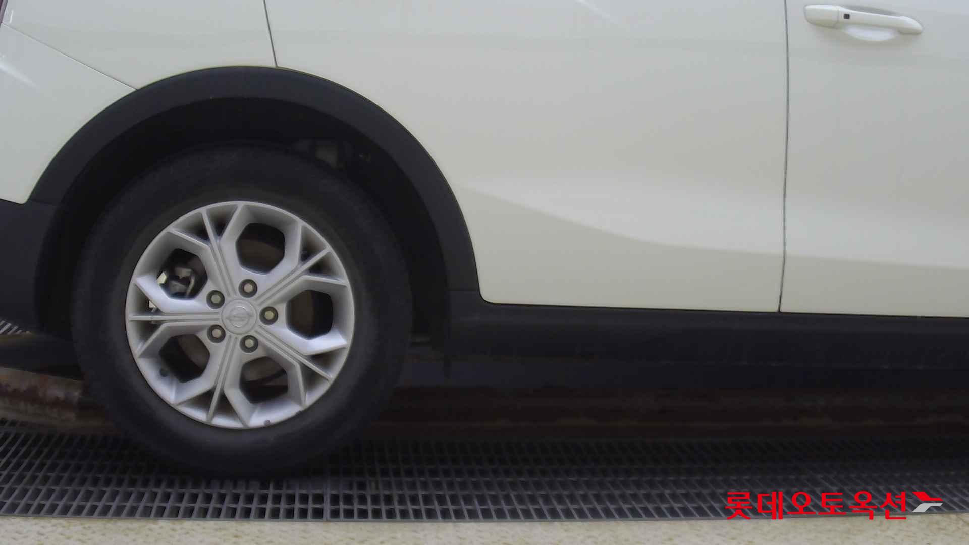 SsangYong Tivoli id 2708728 из Кореи 24