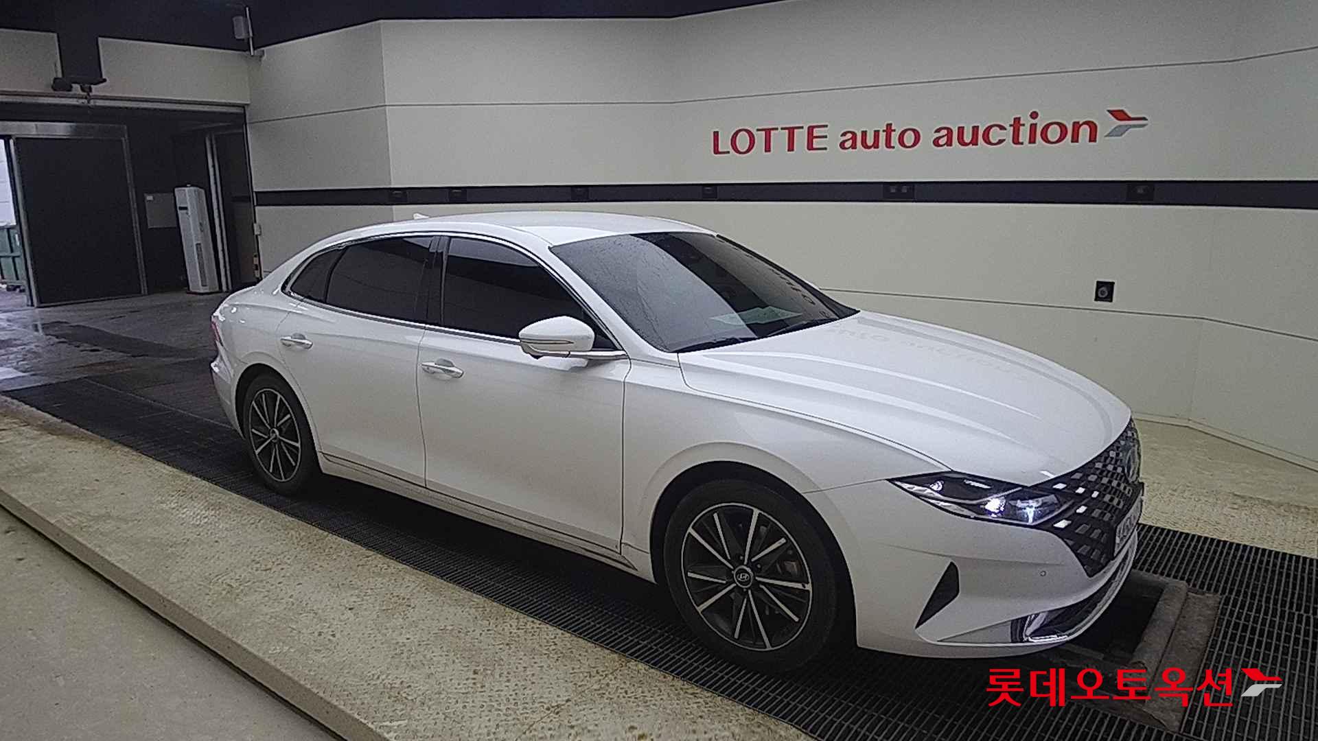 Hyundai Grandeur id 2708591 из Кореи 16
