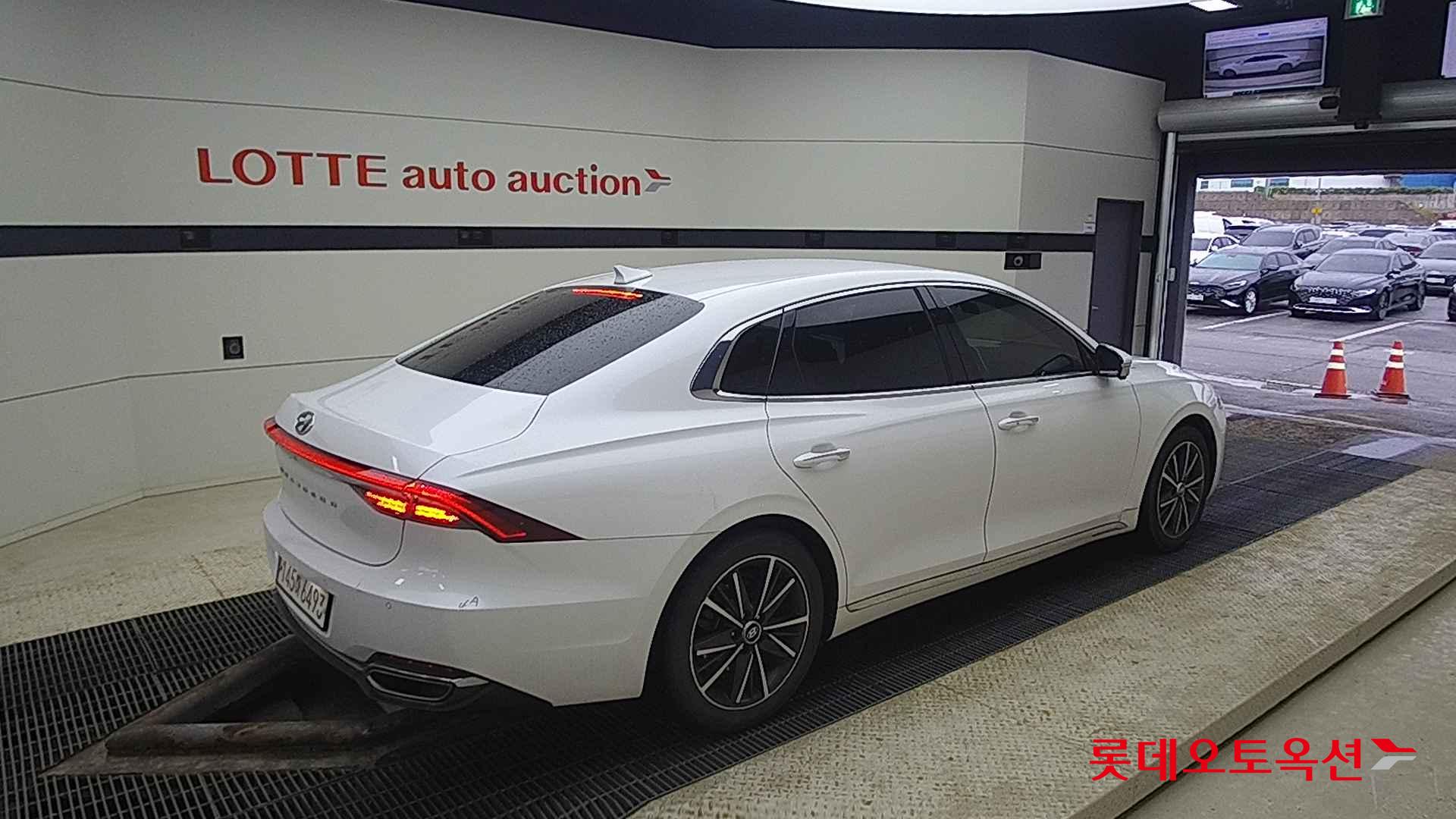 Hyundai Grandeur id 2708591 из Кореи 19