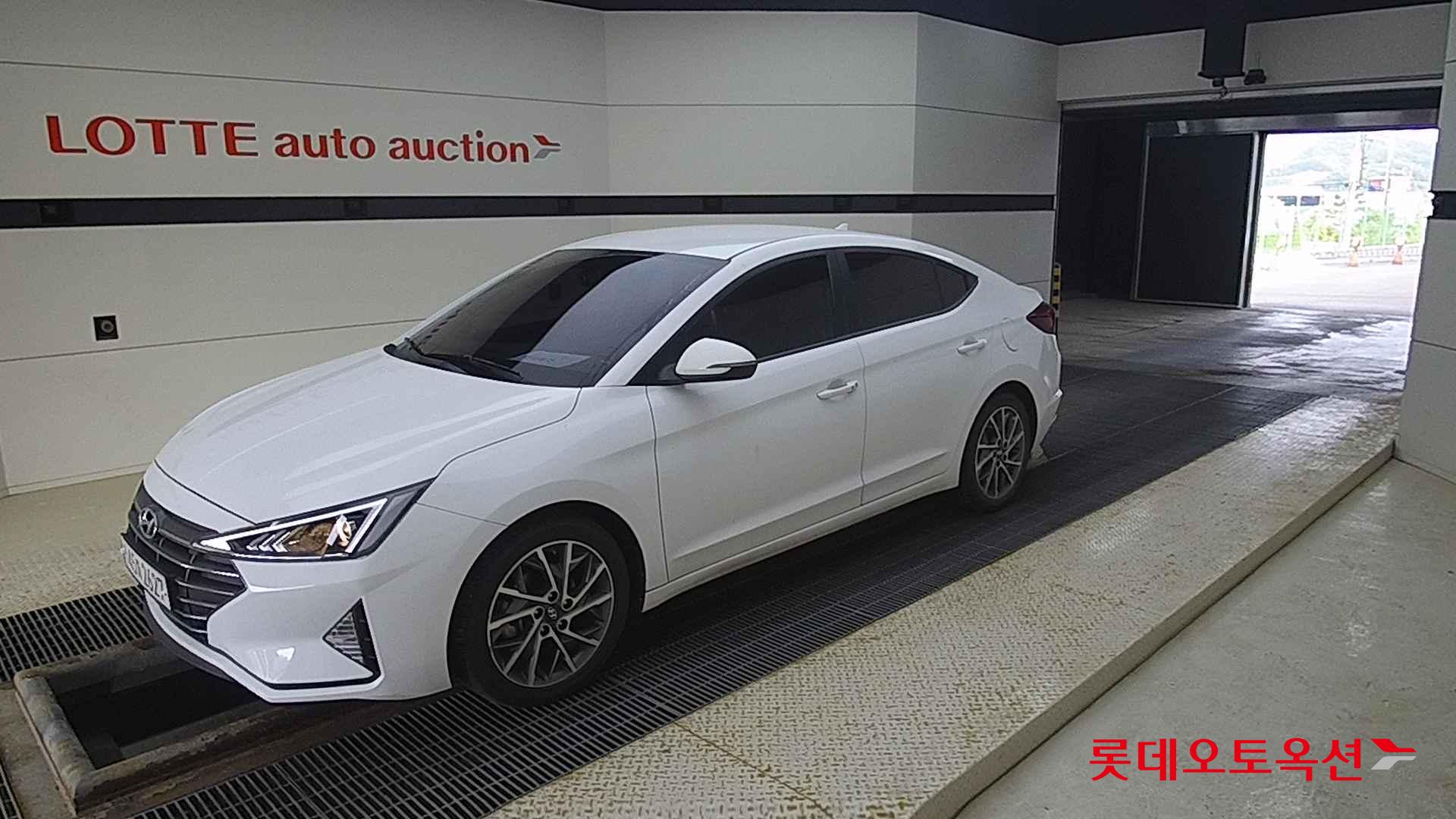 Hyundai Avante id 2721010 из Кореи 13