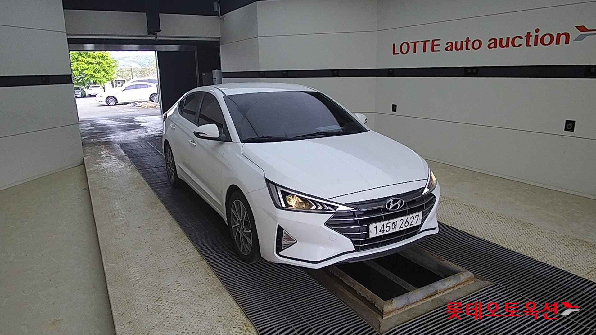 Hyundai Avante id 2721010 из Кореи 15