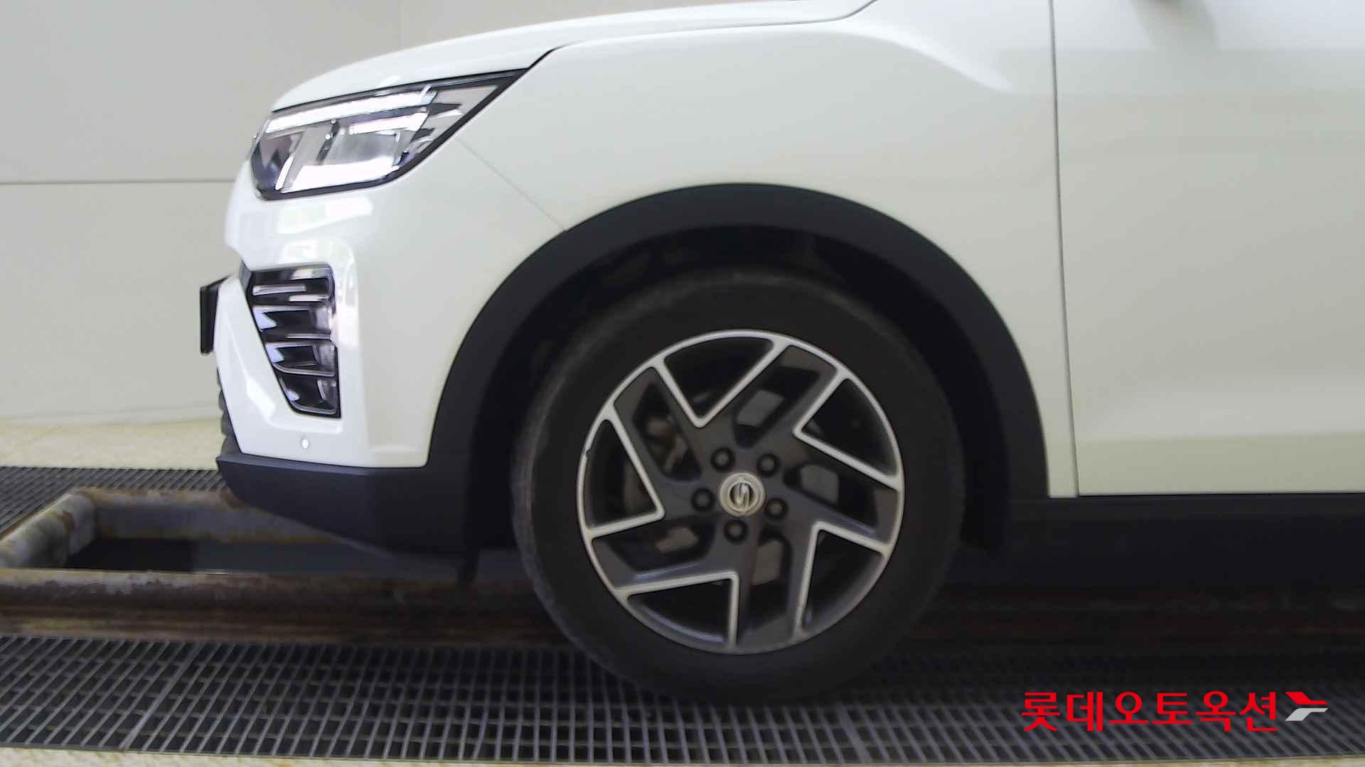 SsangYong Tivoli id 2704096 из Кореи 21