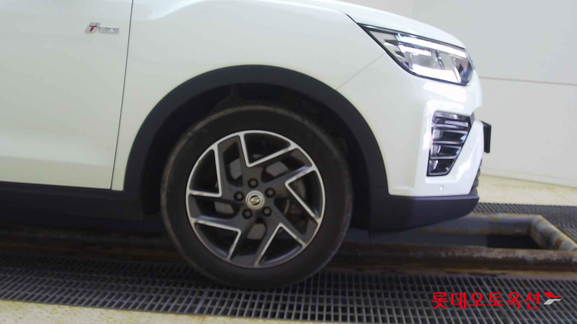 SsangYong Tivoli id 2704096 из Кореи 23