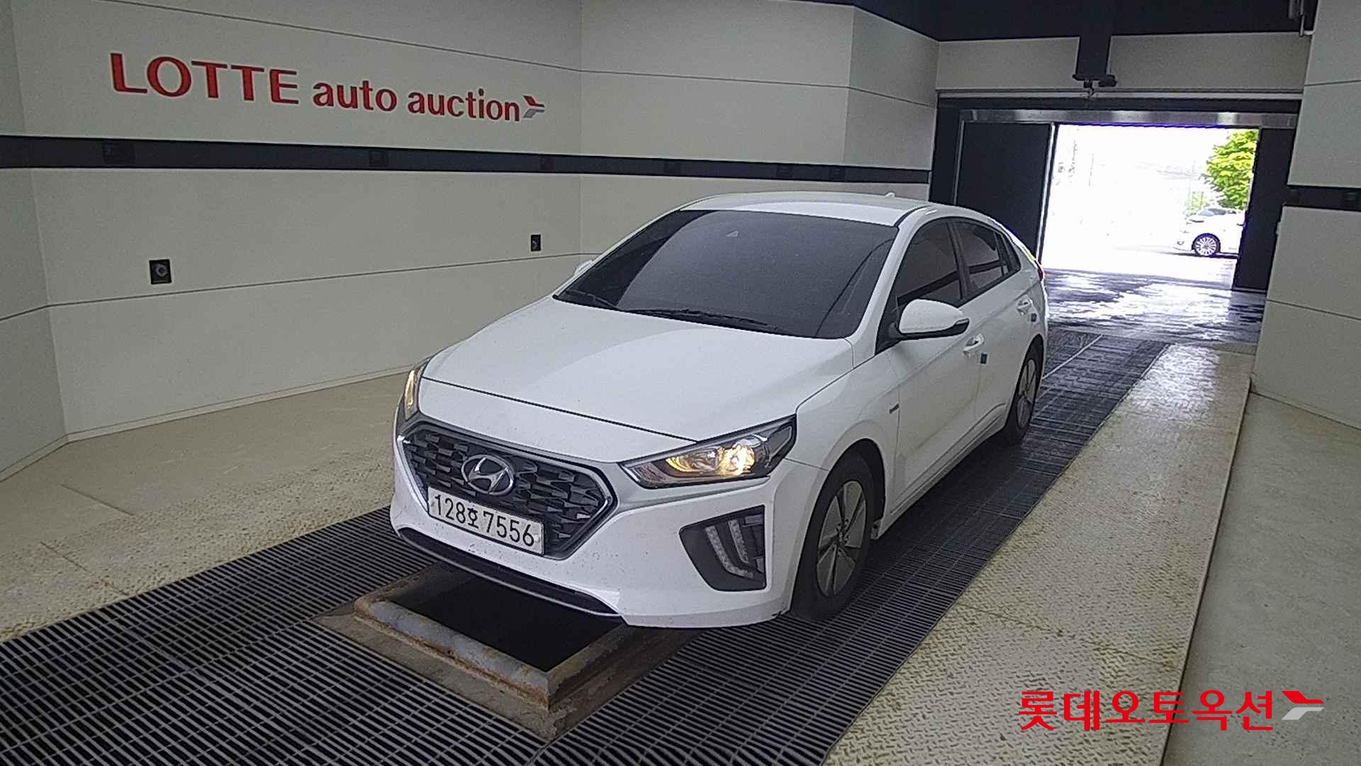 هيونداي - أيونيك (2020)
