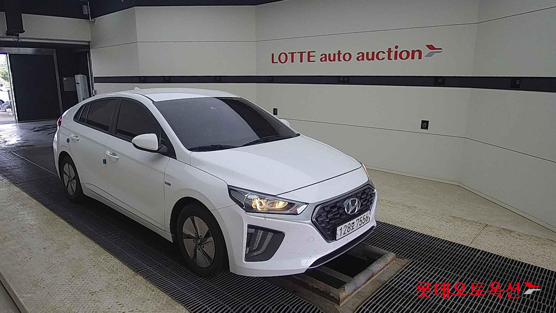 هيونداي - أيونيك (2020)