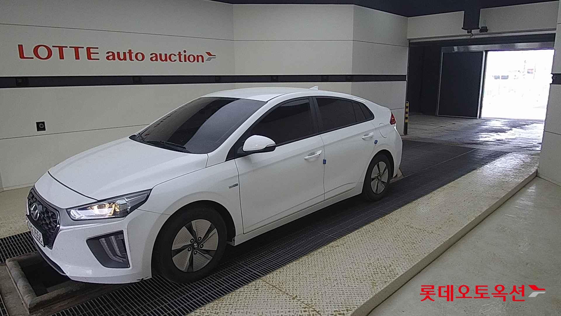 هيونداي - أيونيك (2020)