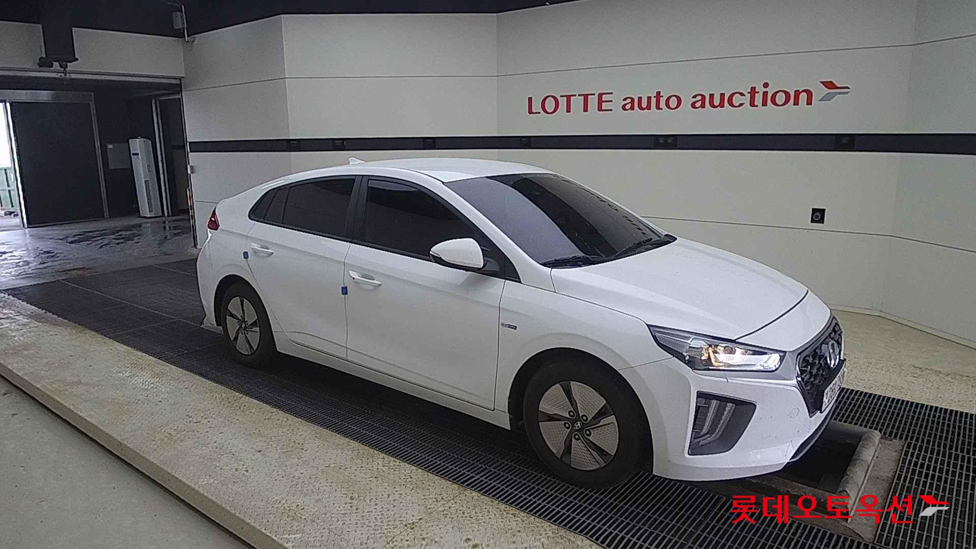 هيونداي - أيونيك (2020)