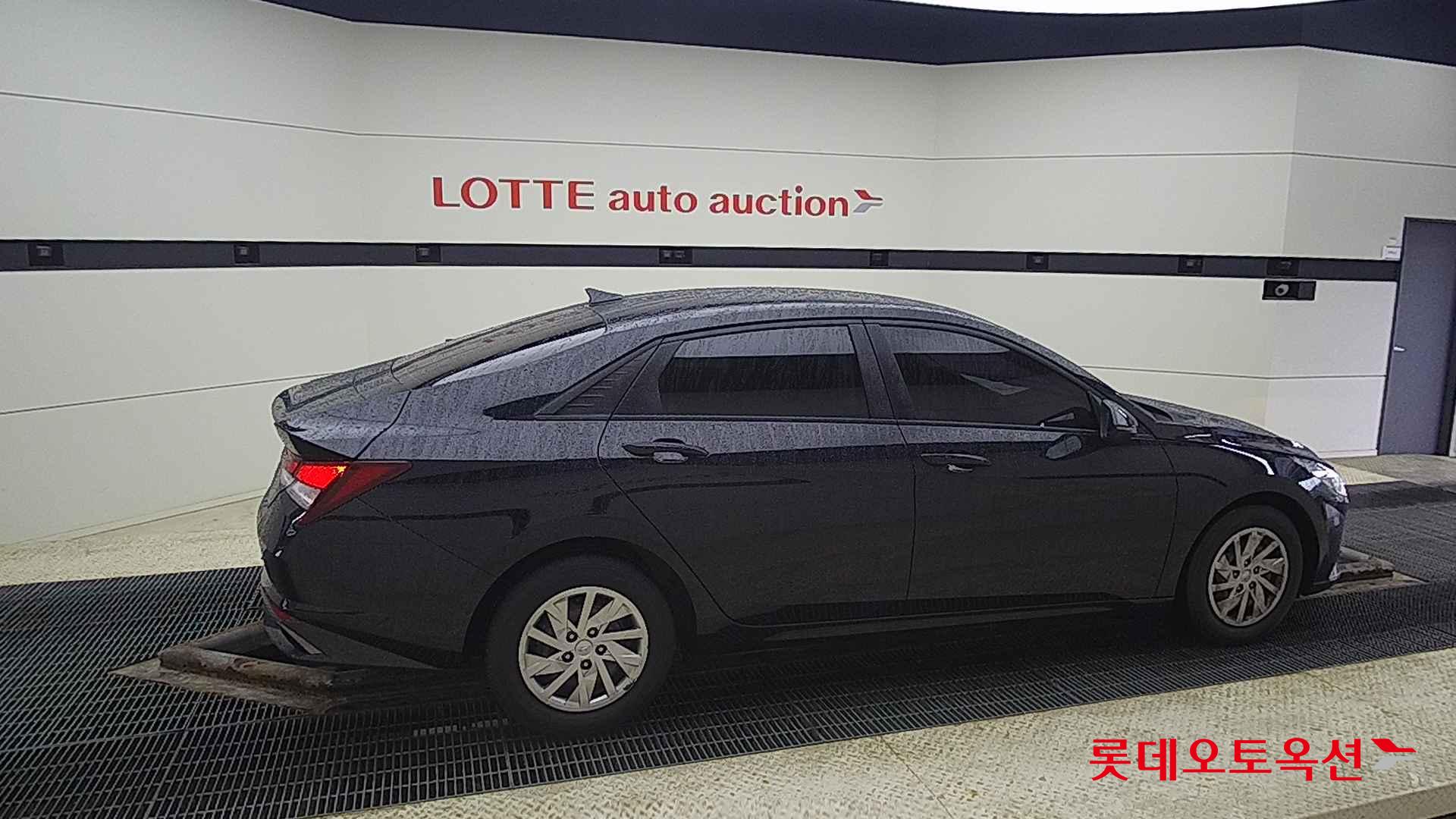 Hyundai Avante id 2708629 из Кореи 18