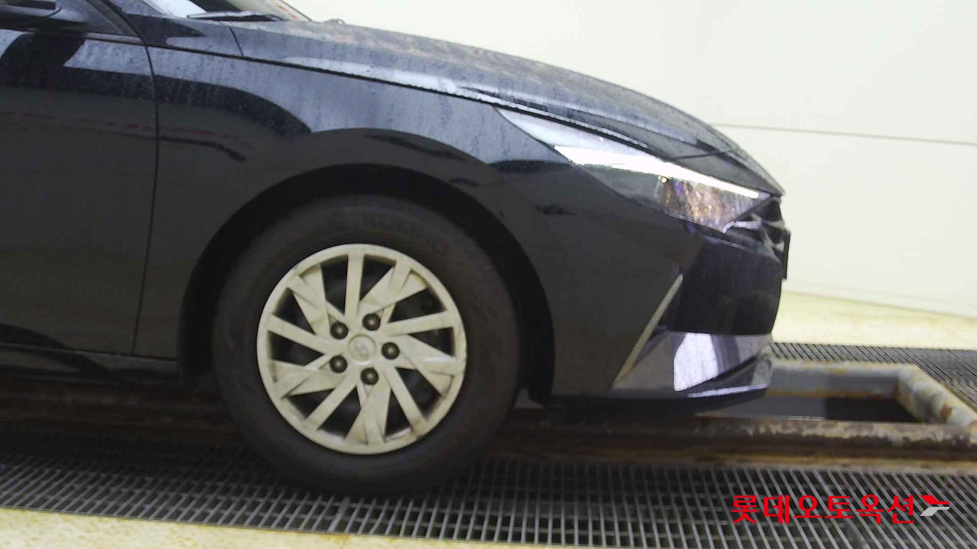 Hyundai Avante id 2708619 из Кореи 23