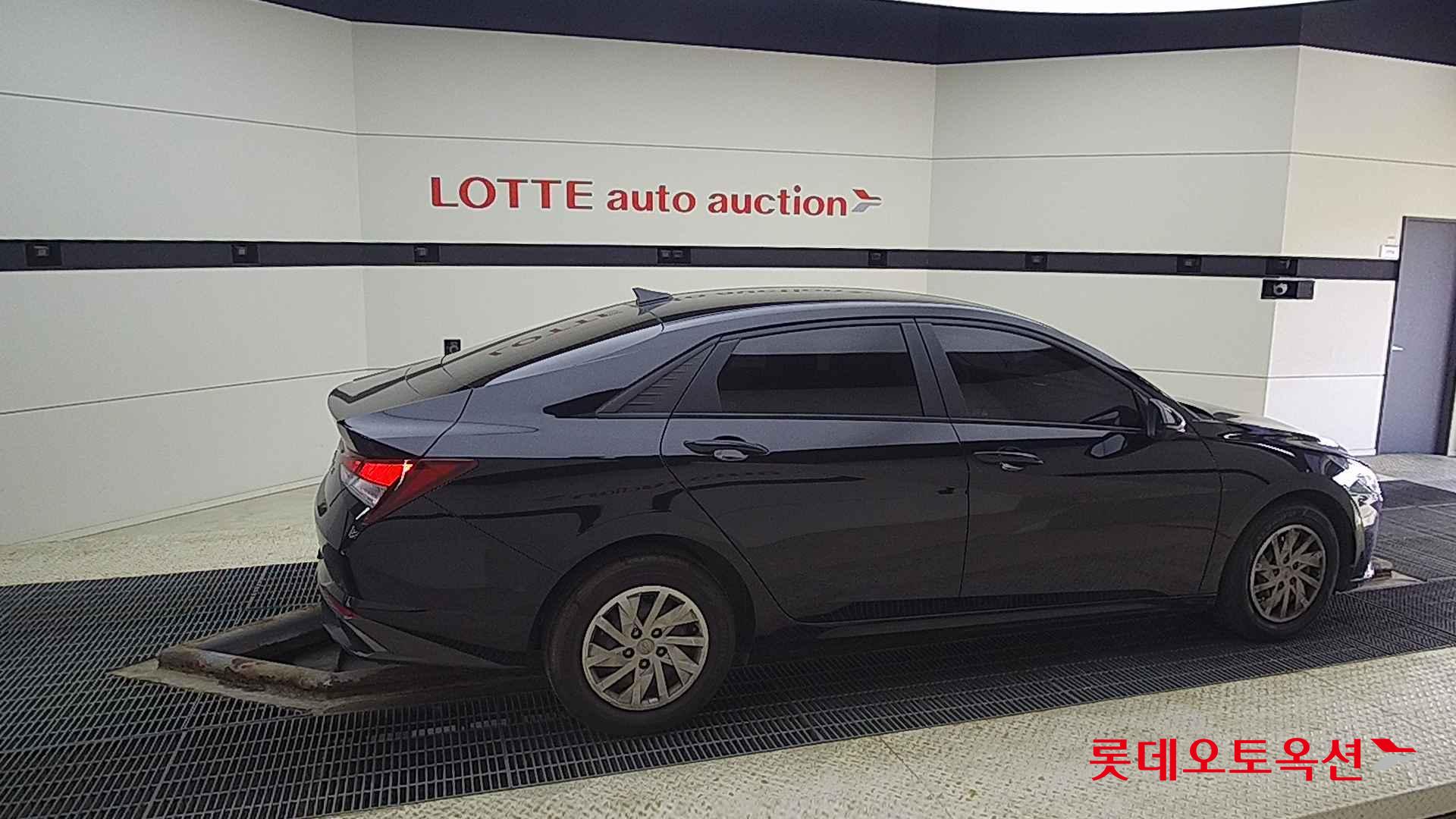 Hyundai Avante id 2698339 из Кореи 18