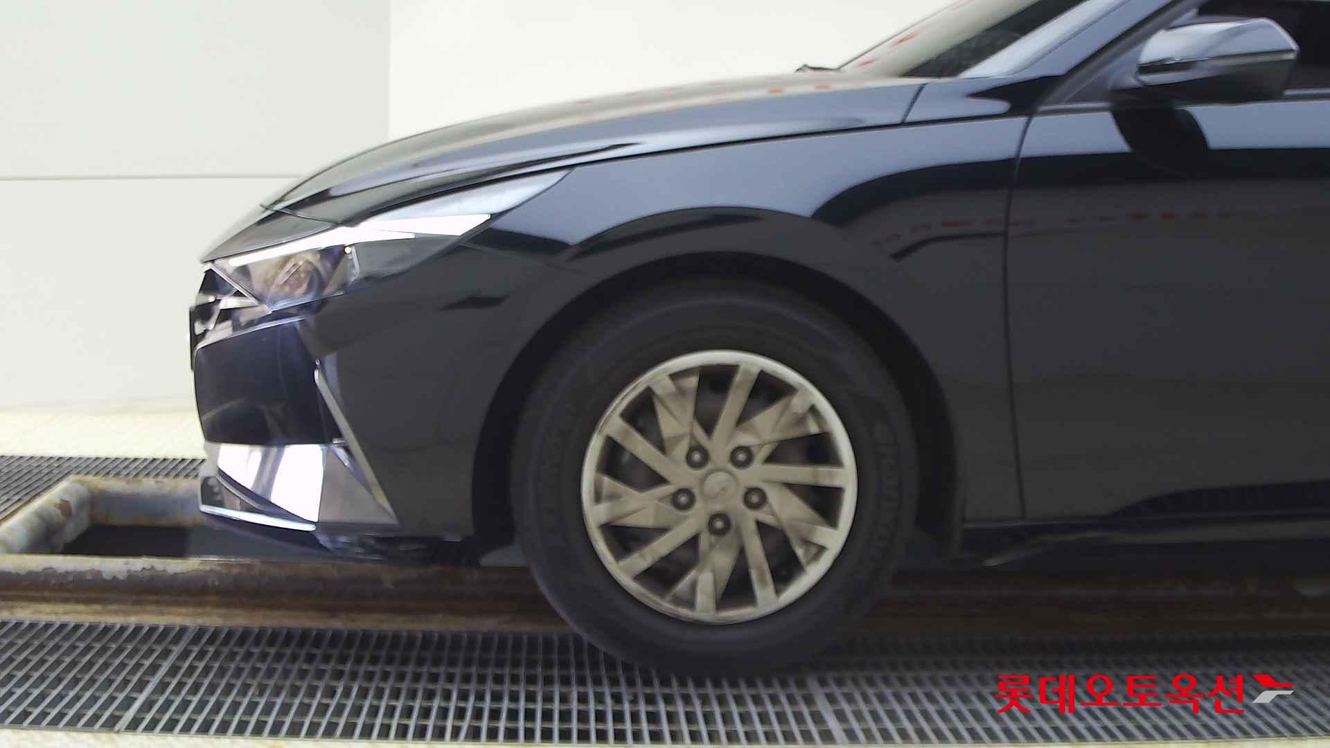 Hyundai Avante id 2698339 из Кореи 21