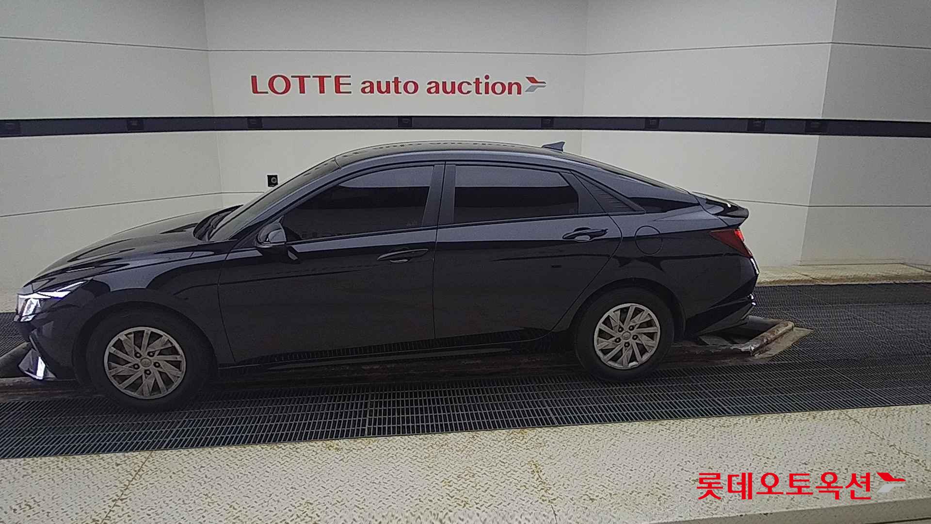 Hyundai Avante id 2704039 из Кореи 7