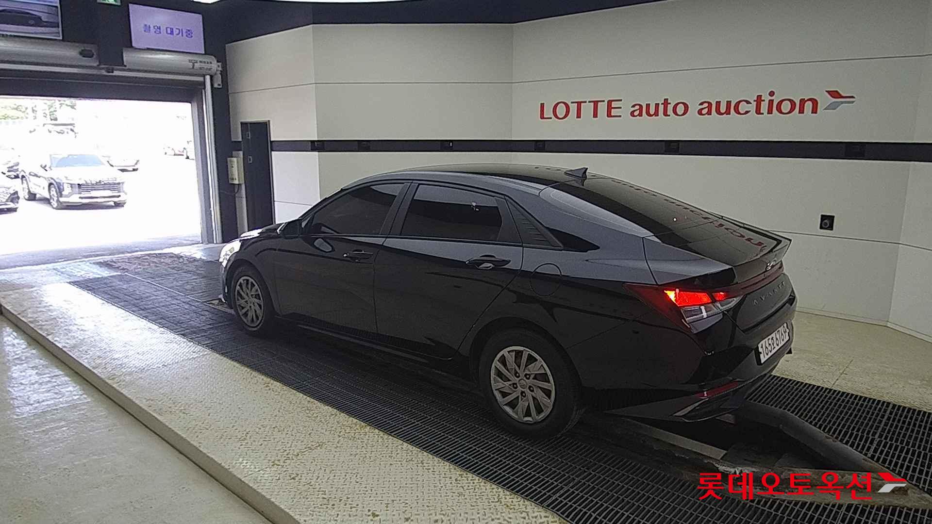 Hyundai Avante id 2704039 из Кореи 10