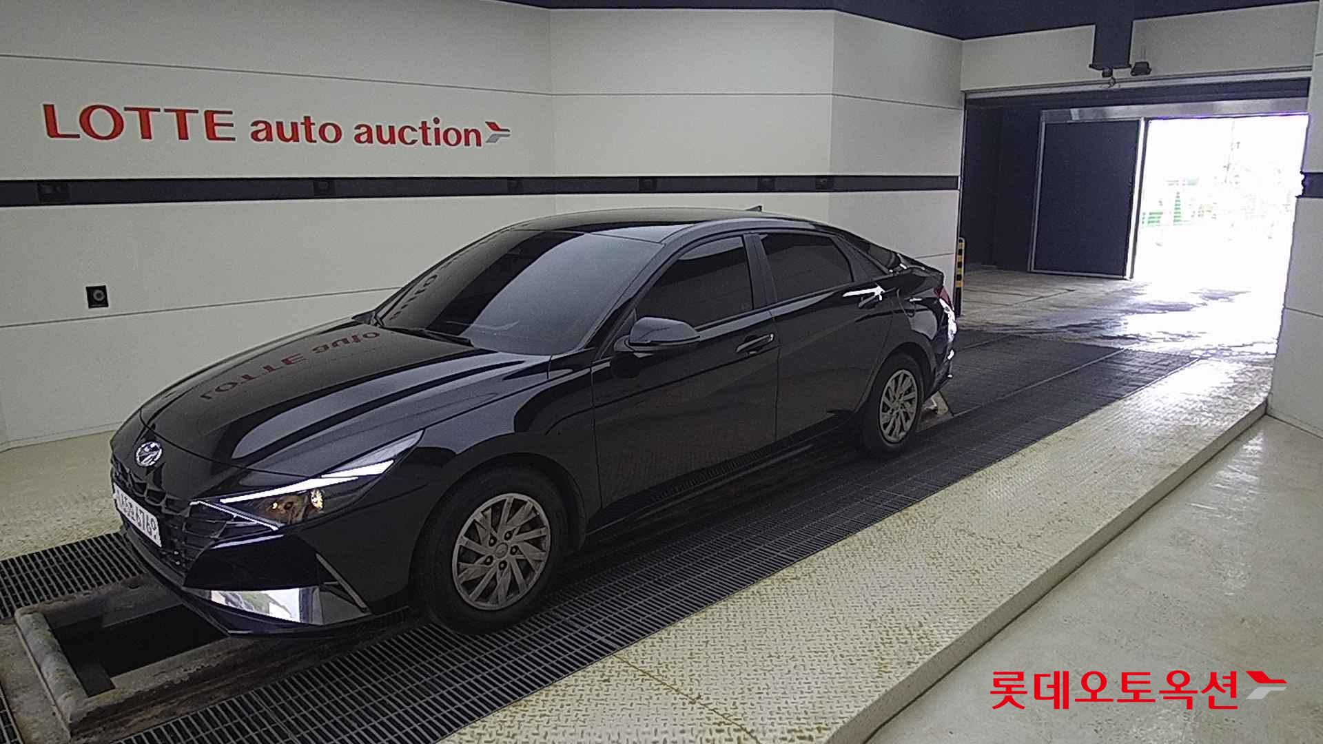 Hyundai Avante id 2704039 из Кореи 13