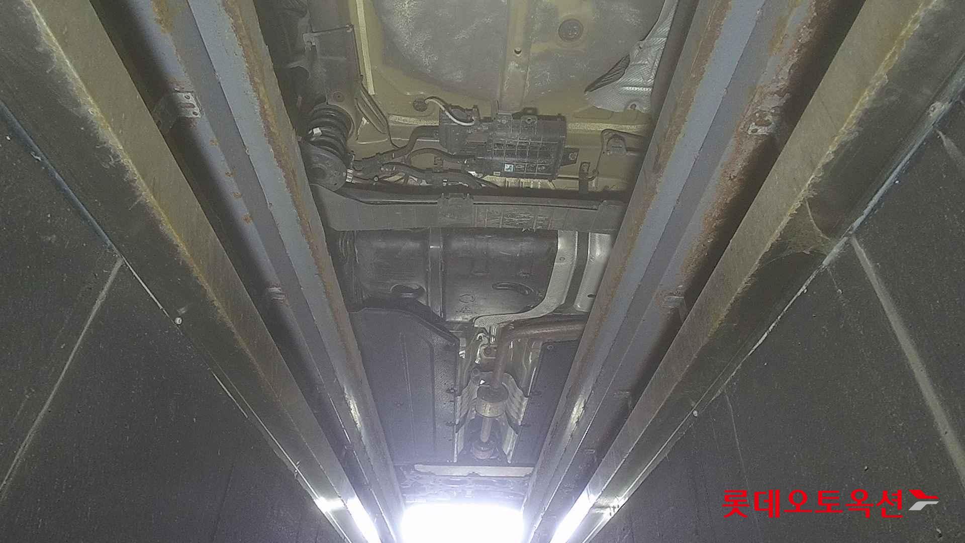 Hyundai Avante id 2704039 из Кореи 27