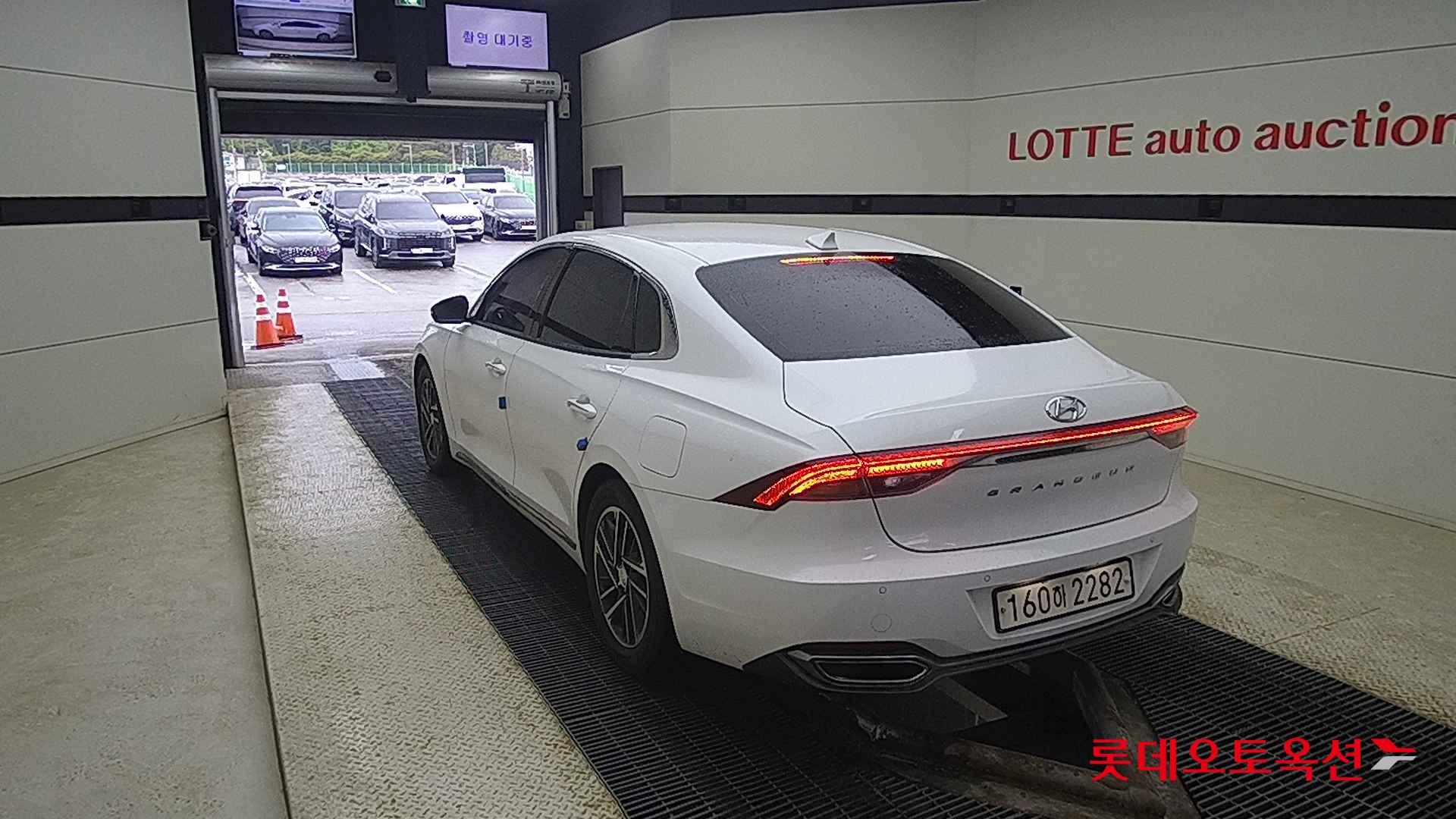 Hyundai Grandeur id 2708630 из Кореи 9