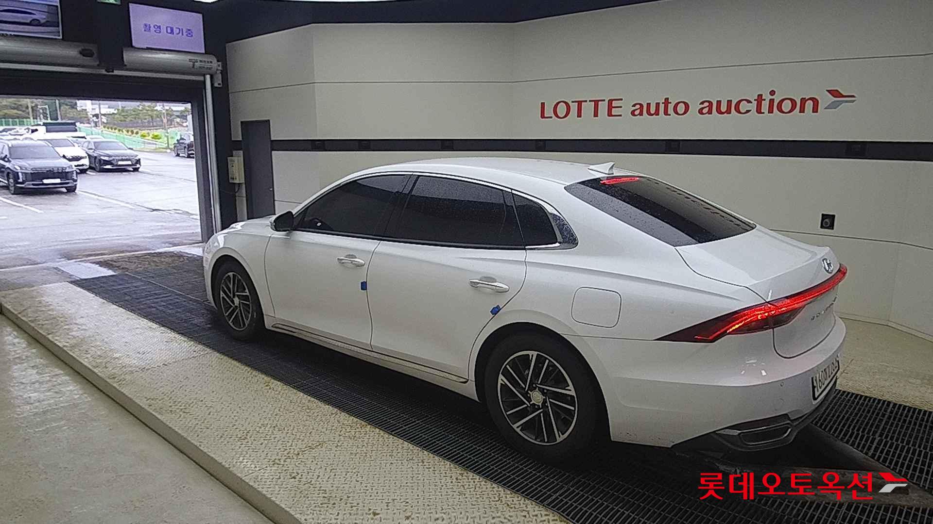 Hyundai Grandeur id 2708630 из Кореи 10