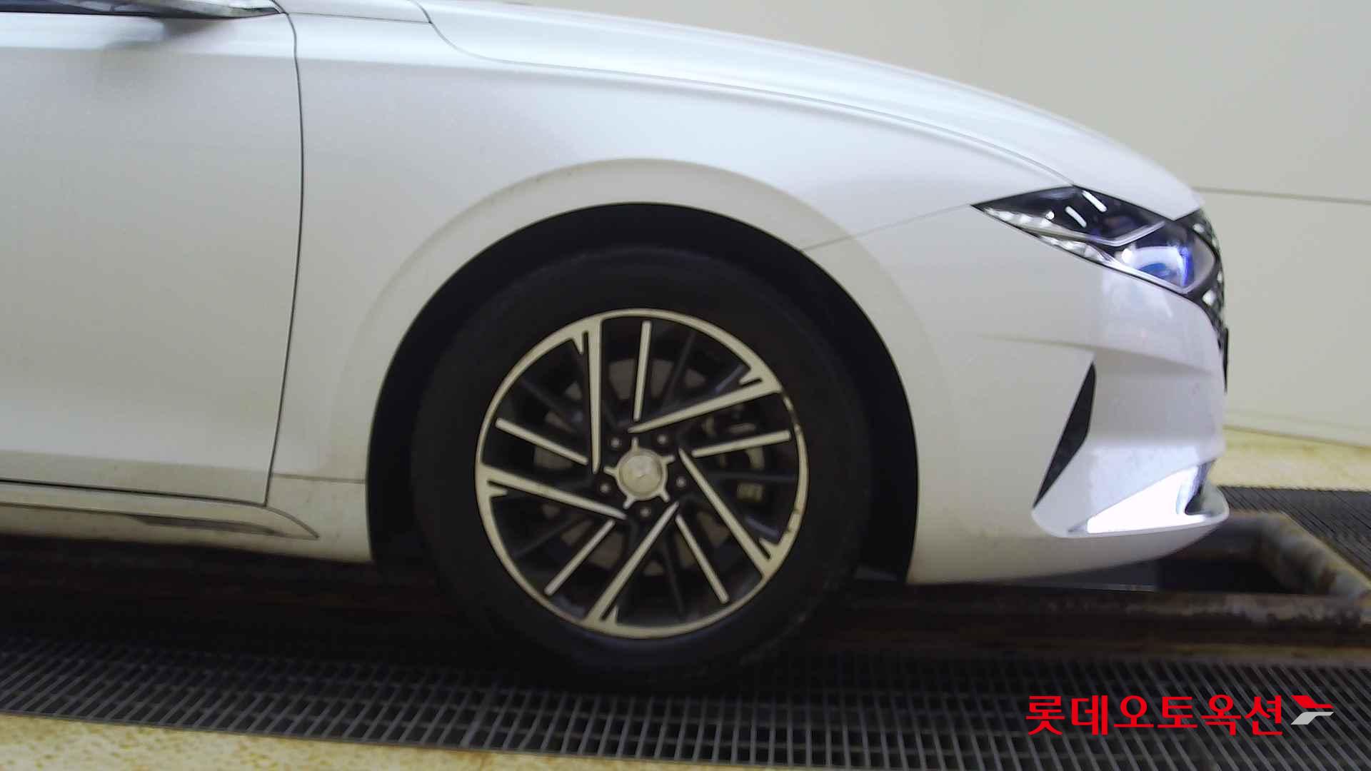 Hyundai Grandeur id 2708630 из Кореи 23