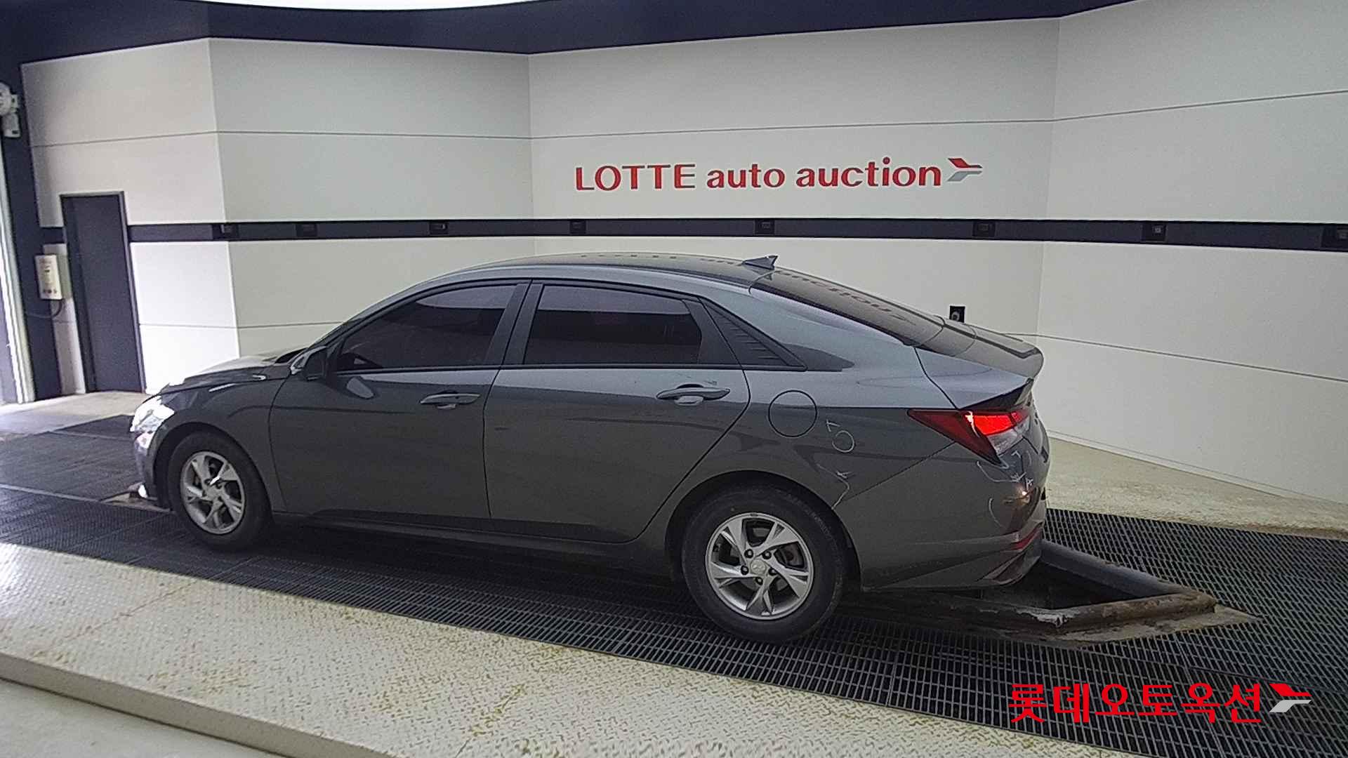 Hyundai Avante id 2703975 из Кореи 11
