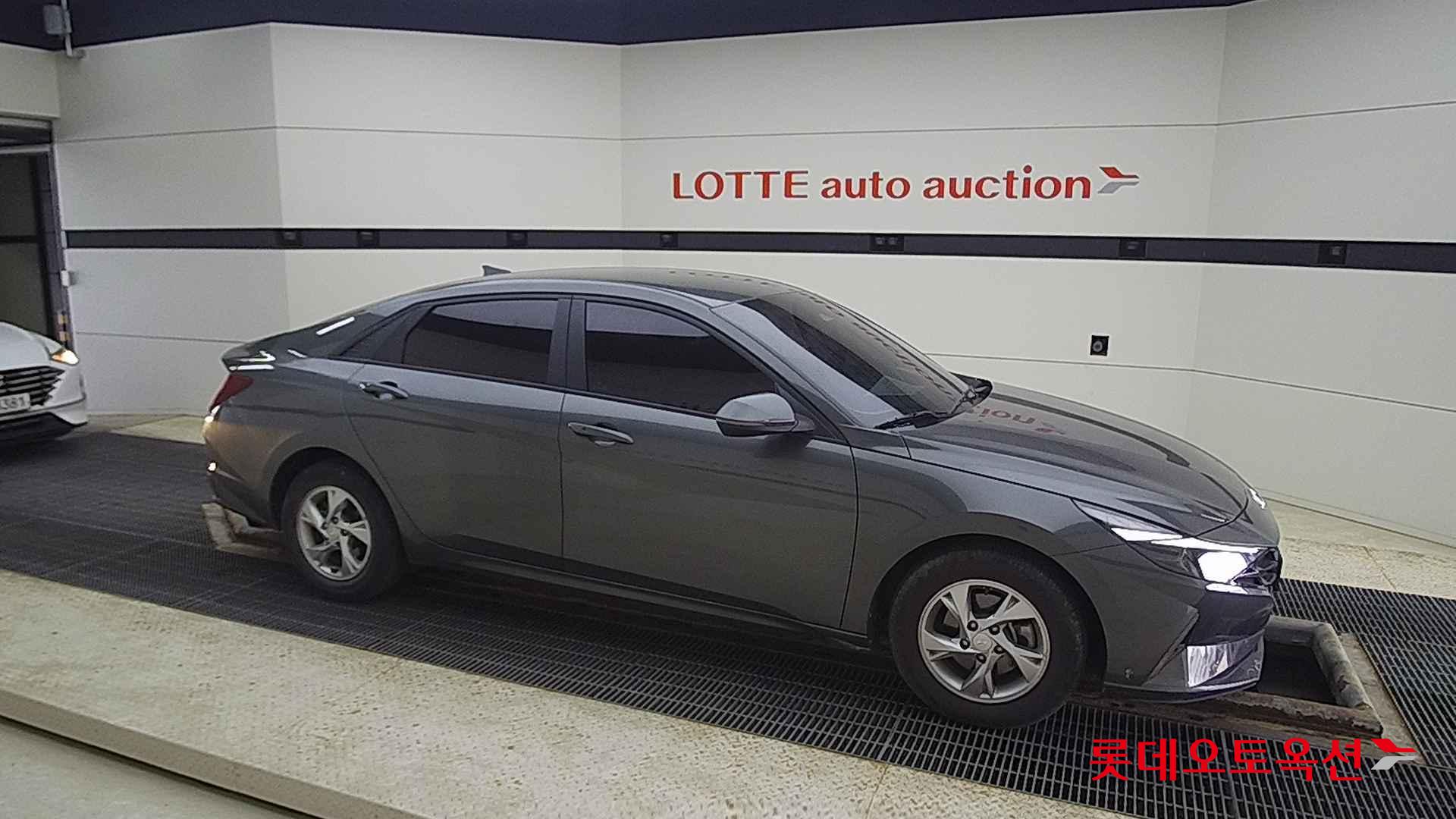 Hyundai Avante id 2703975 из Кореи 17