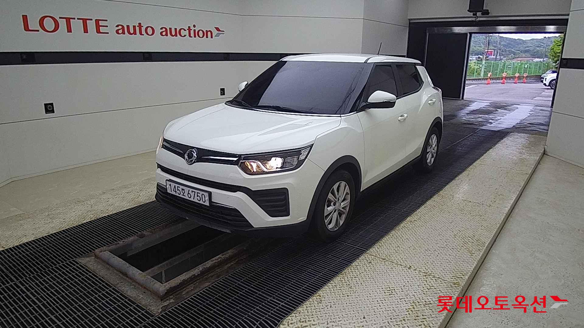 SsangYong Tivoli id 2708725 из Кореи 14