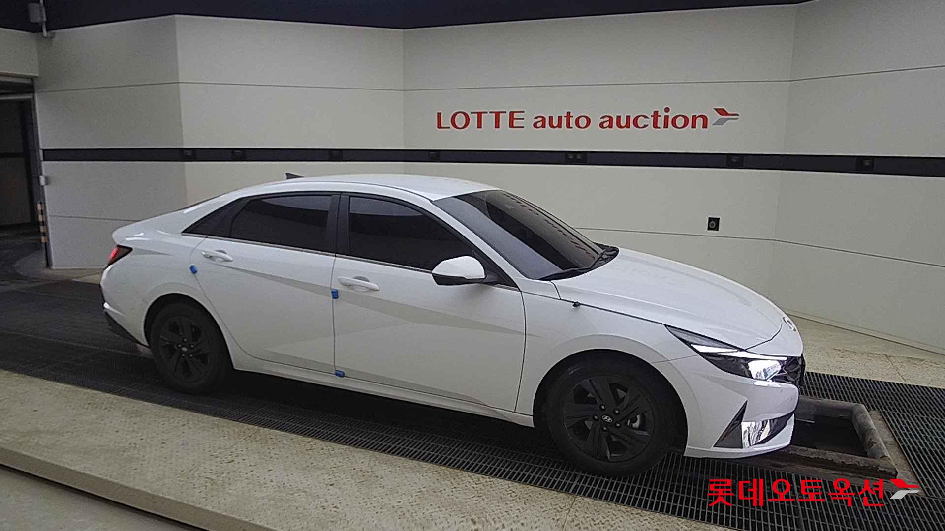 Hyundai Avante id 2703992 из Кореи 17