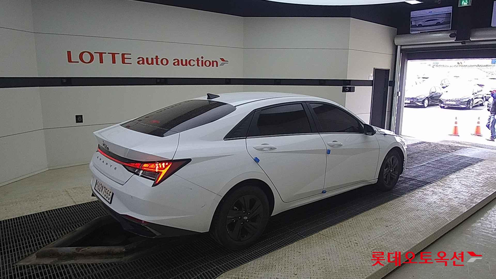 Hyundai Avante id 2703992 из Кореи 19