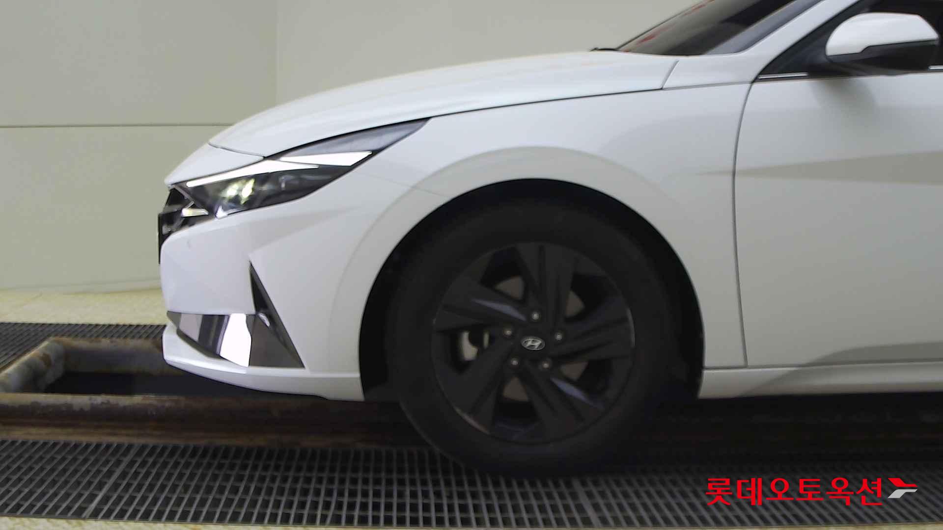 Hyundai Avante id 2703992 из Кореи 21