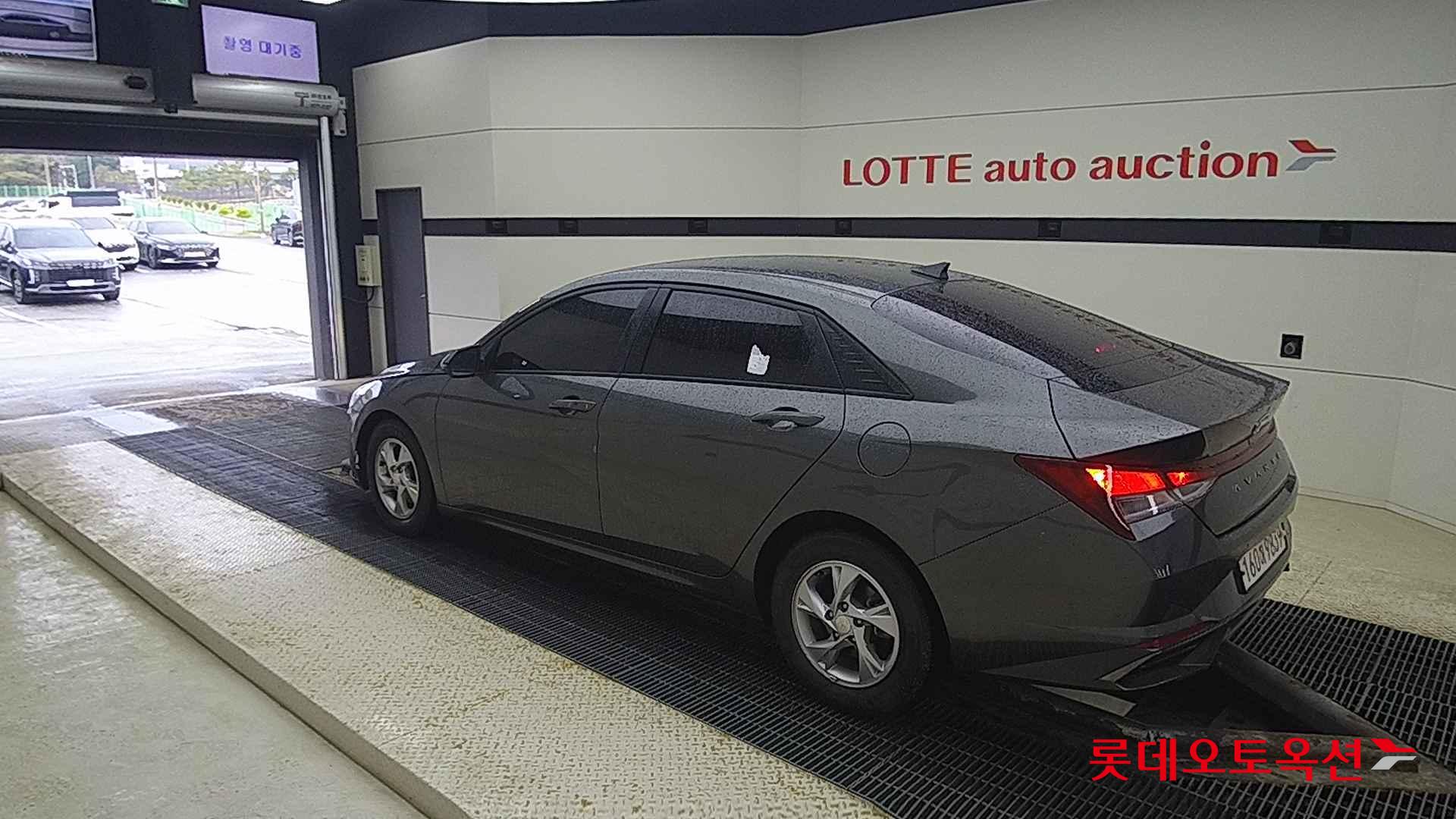 Hyundai Avante id 2708631 из Кореи 10