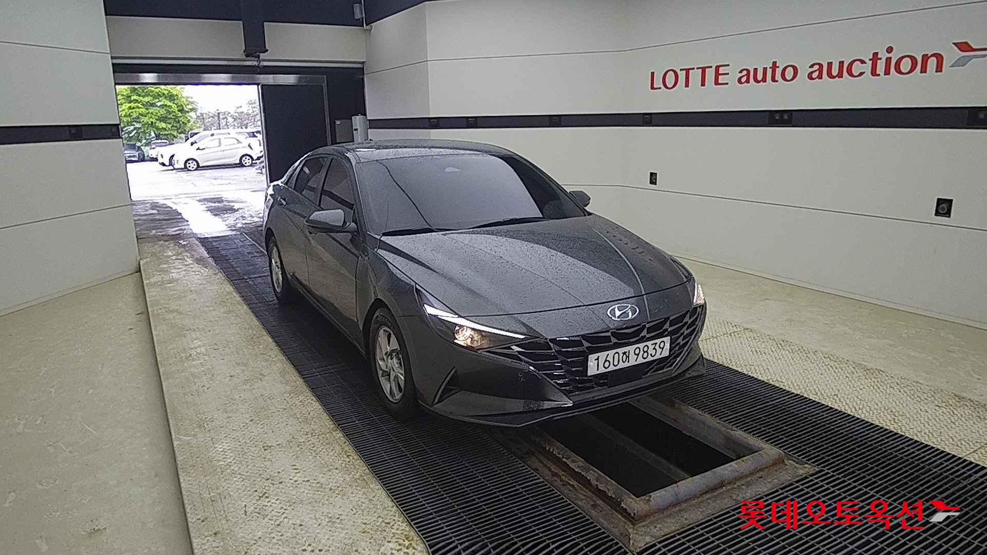 Hyundai Avante id 2708631 из Кореи 15