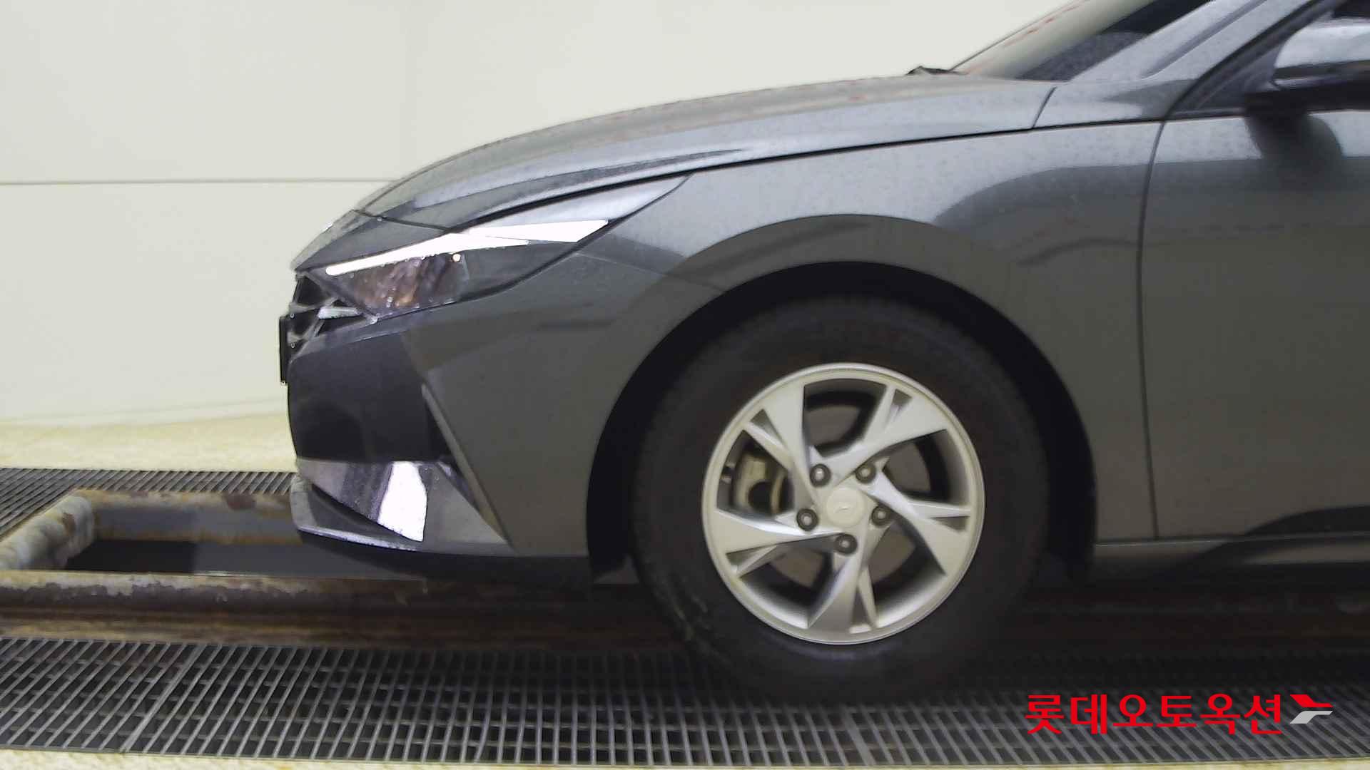 Hyundai Avante id 2708631 из Кореи 21