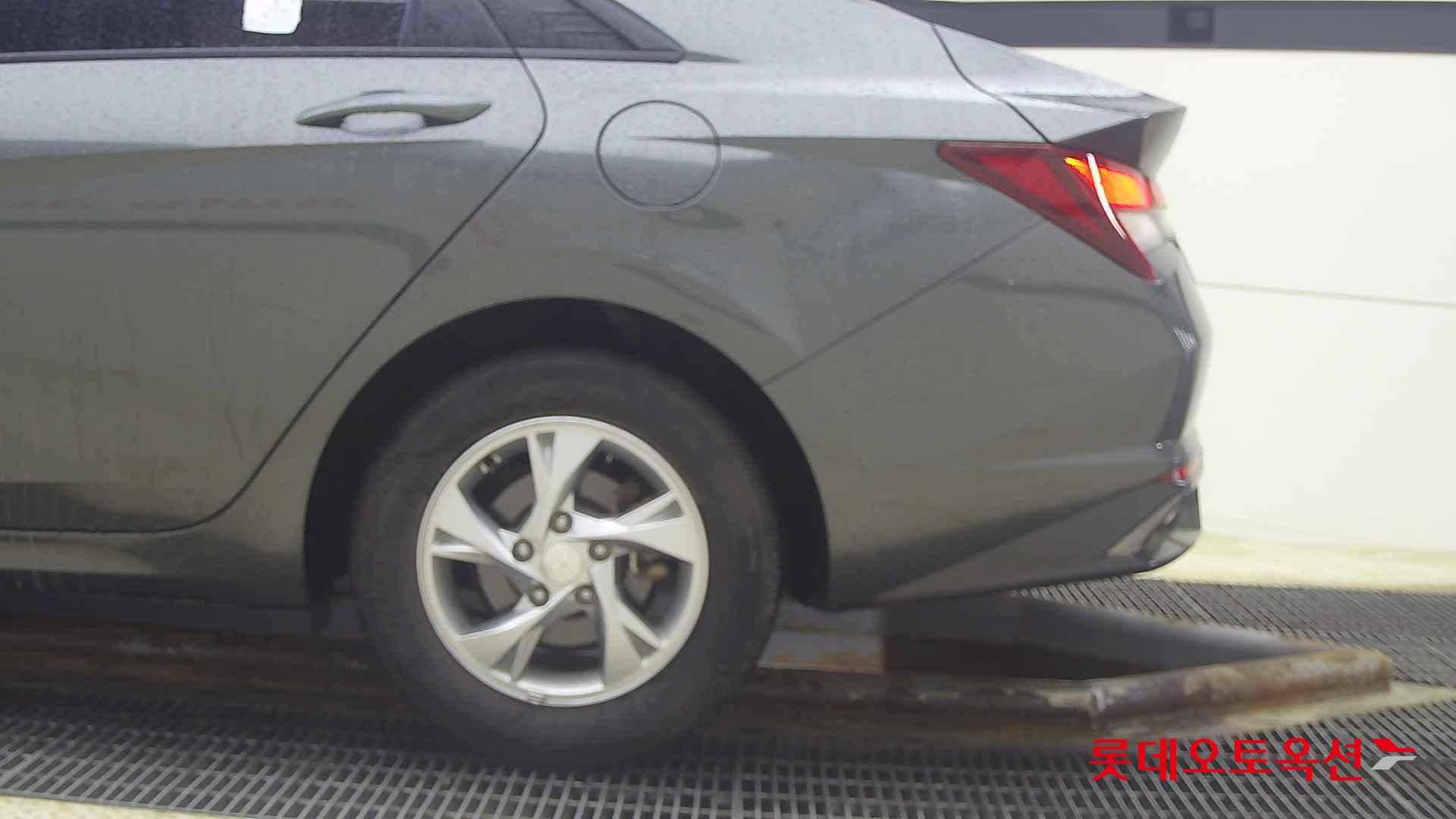 Hyundai Avante id 2708631 из Кореи 22