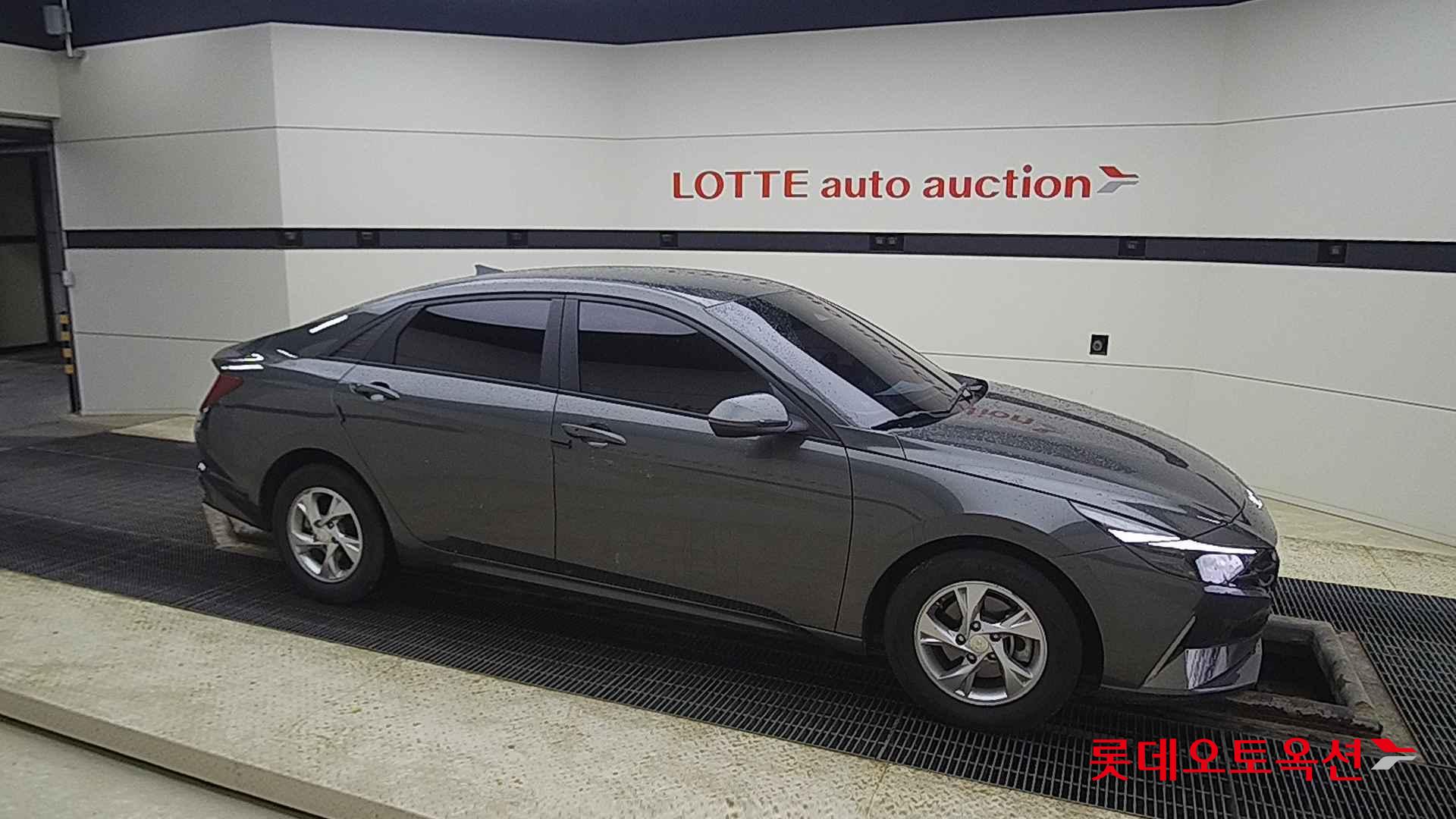 Hyundai Avante id 2708616 из Кореи 17