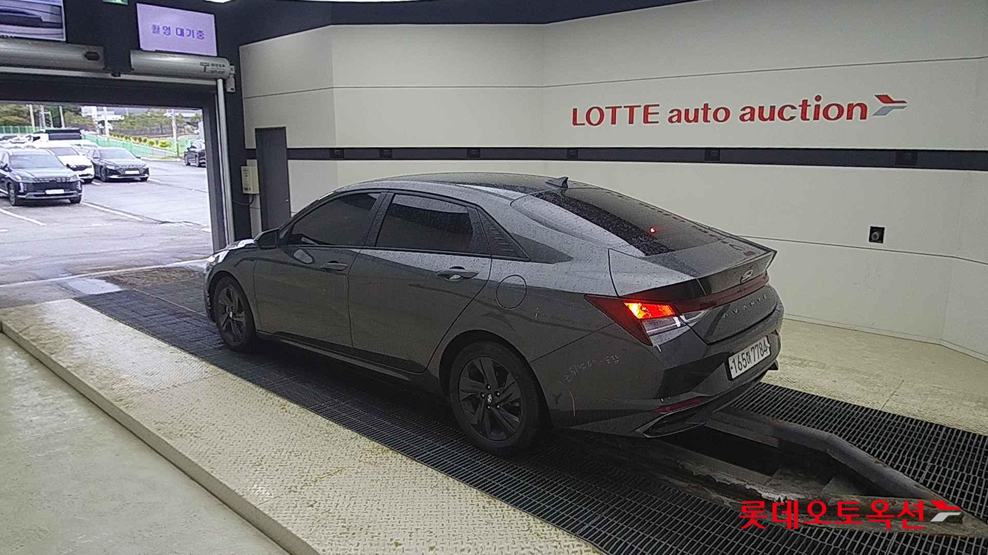 Hyundai Avante id 2708618 из Кореи 10