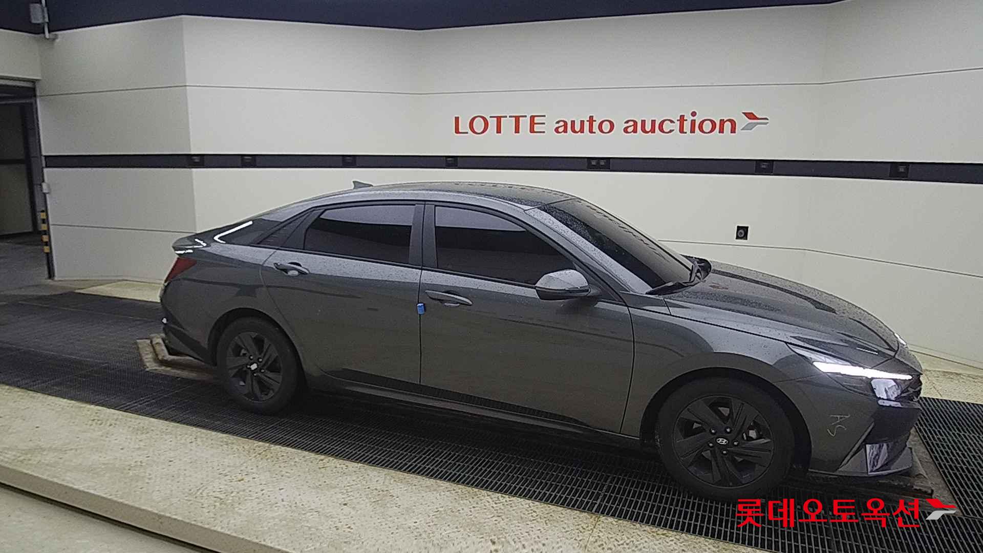 Hyundai Avante id 2708618 из Кореи 17