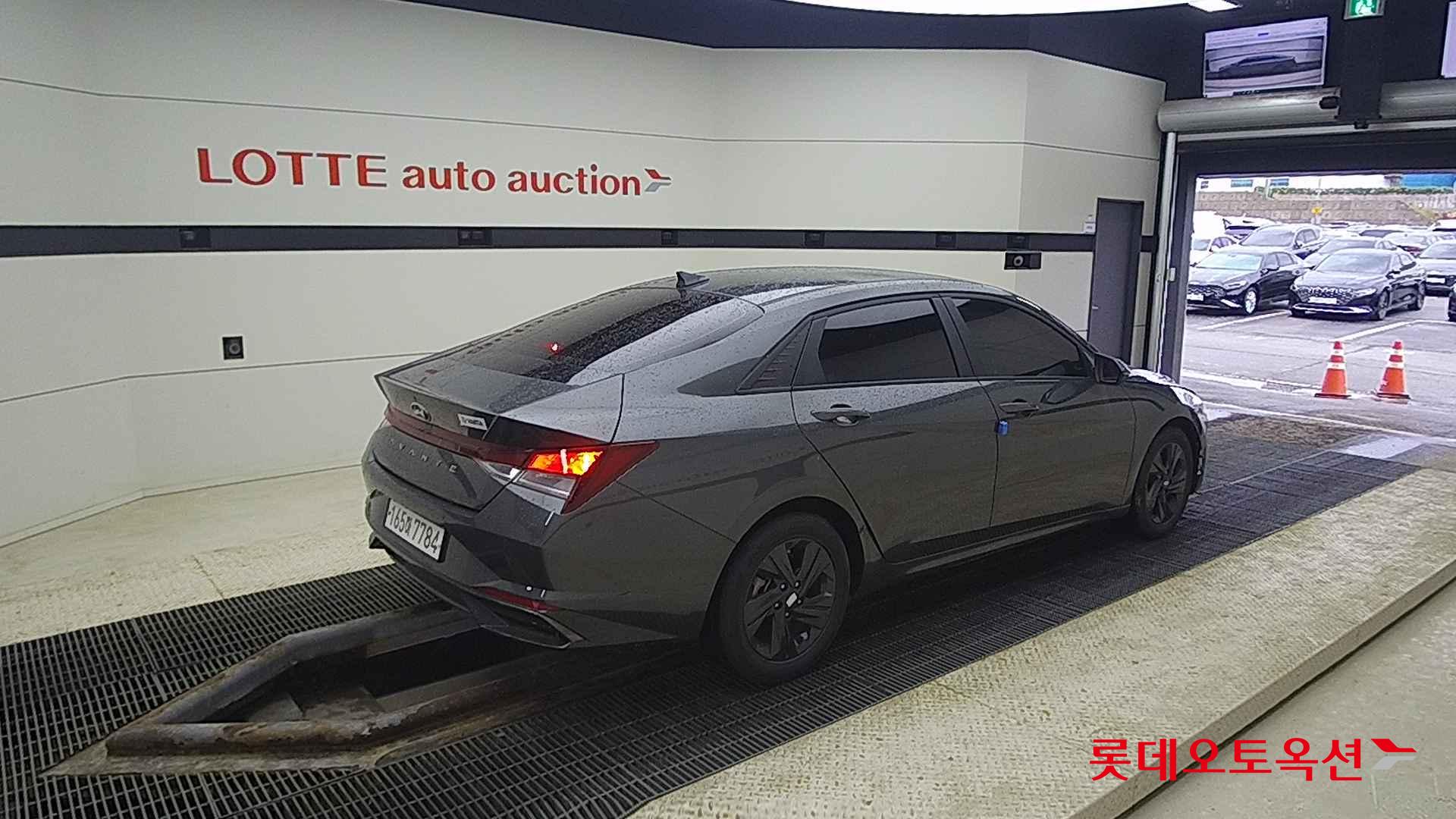 Hyundai Avante id 2708618 из Кореи 19