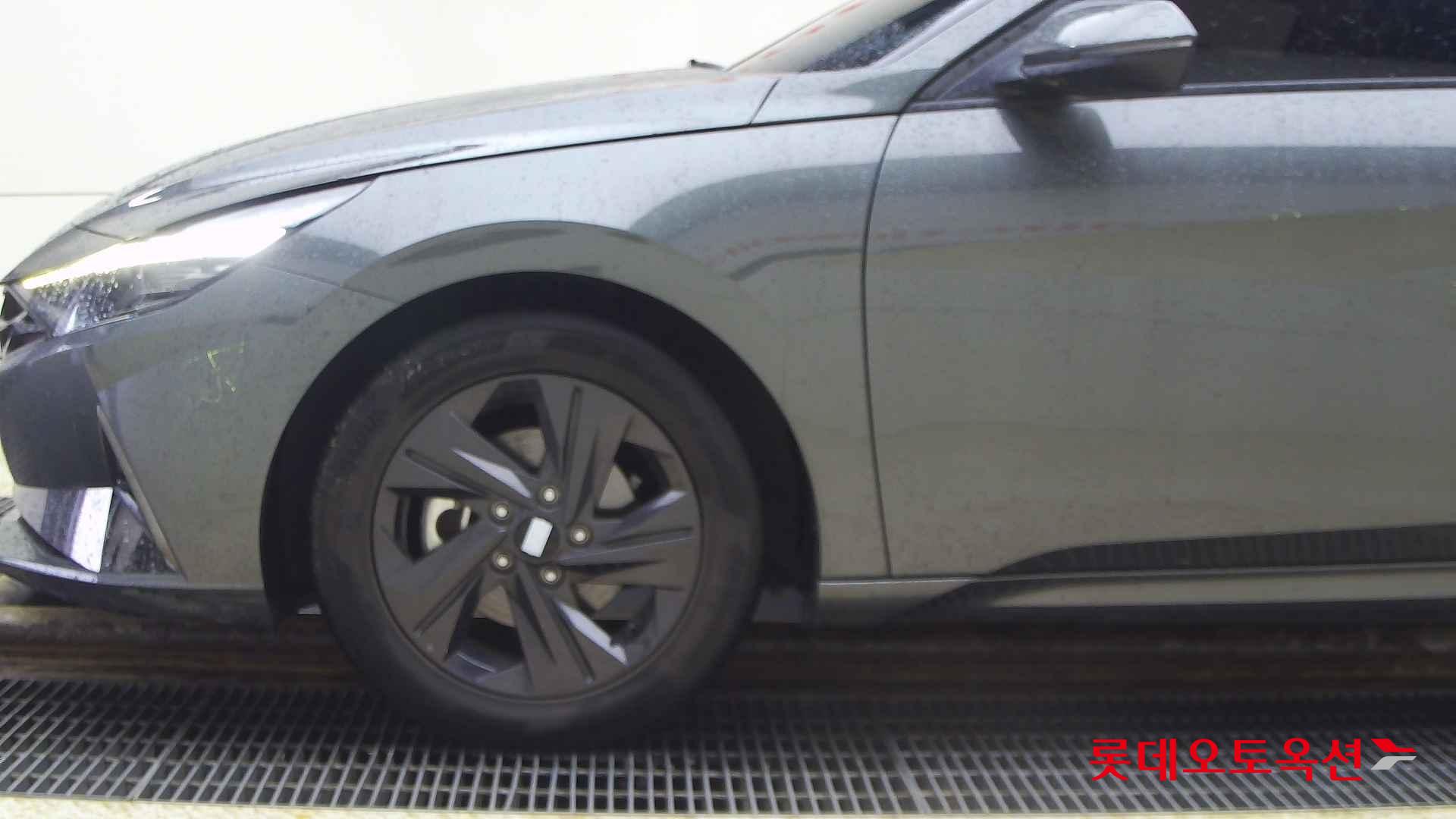 Hyundai Avante id 2708618 из Кореи 21